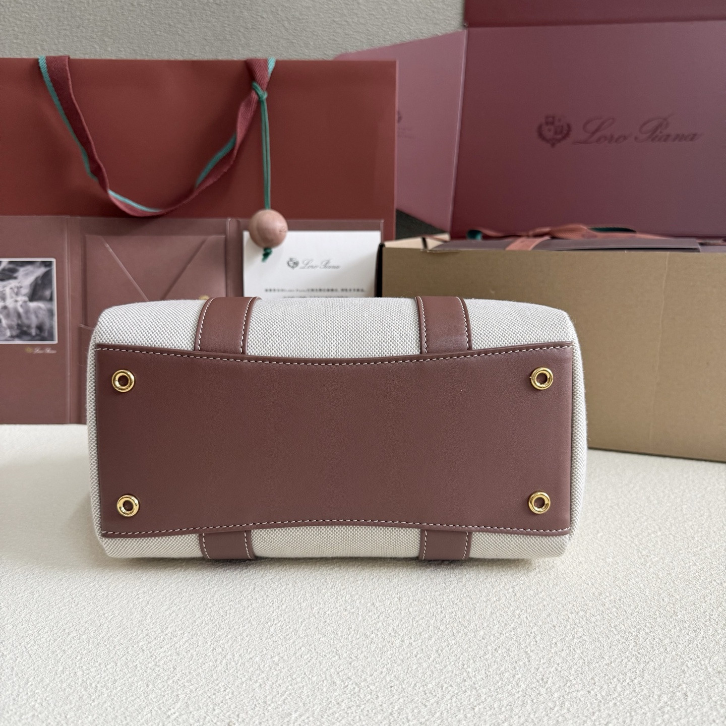 L0r0 P1ana Loom L25 25x18x12.5cm