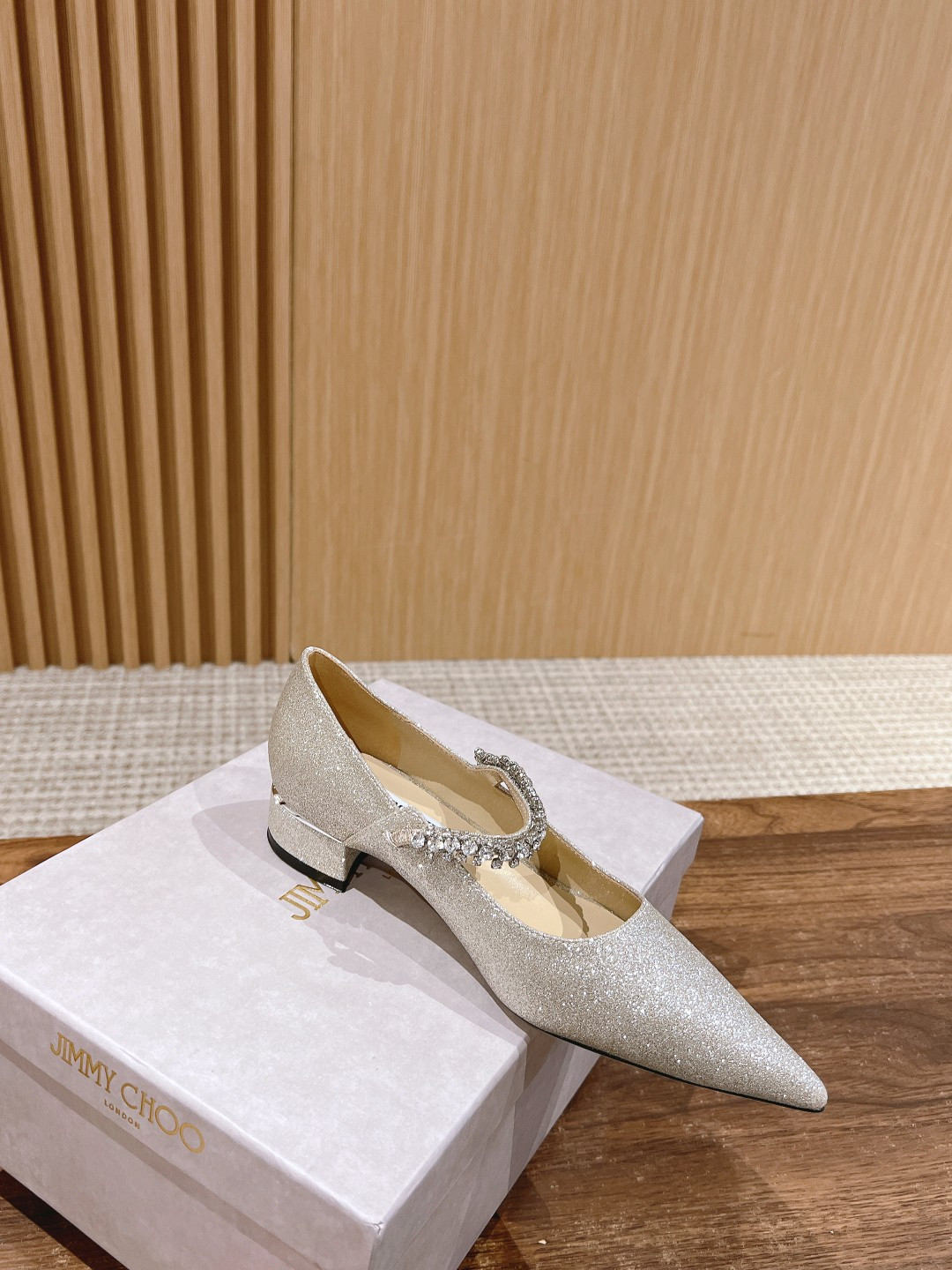 UA J1m*y Ch00 Bing Pumps