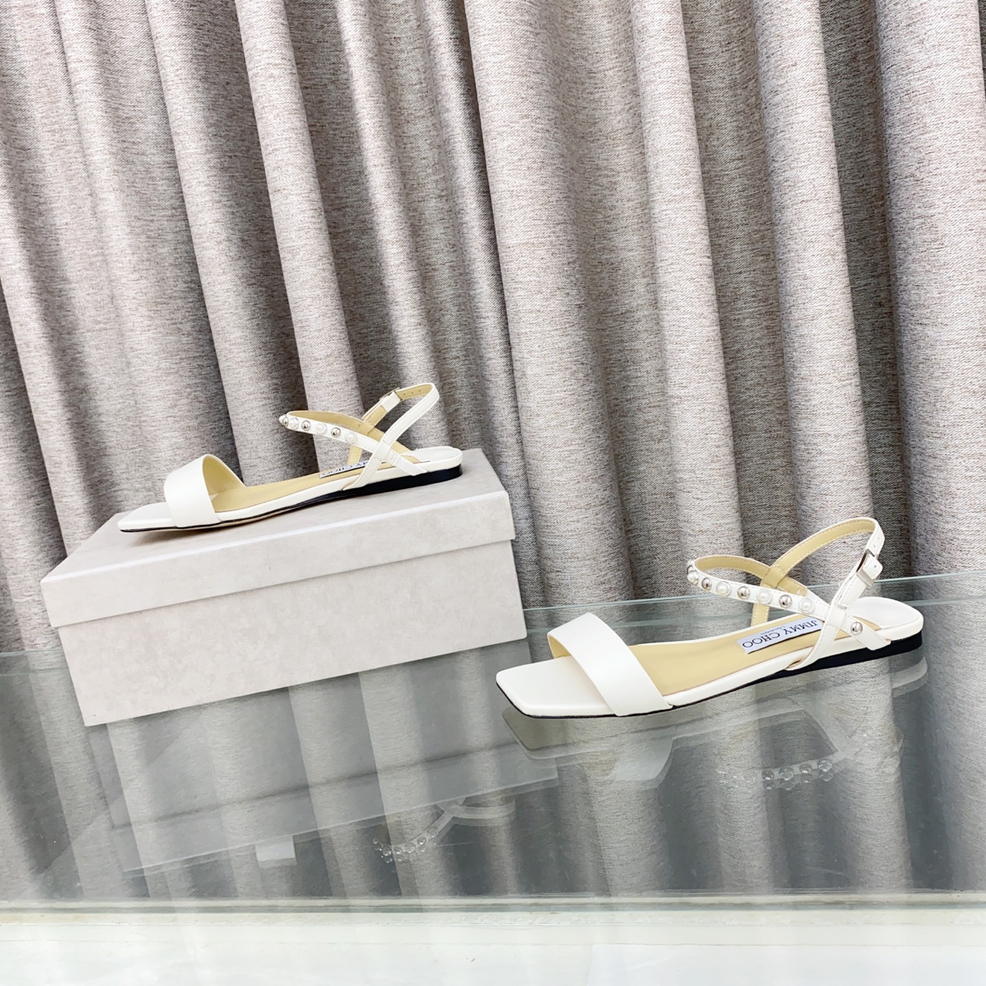 UA J1m*y Ch00 Sandals