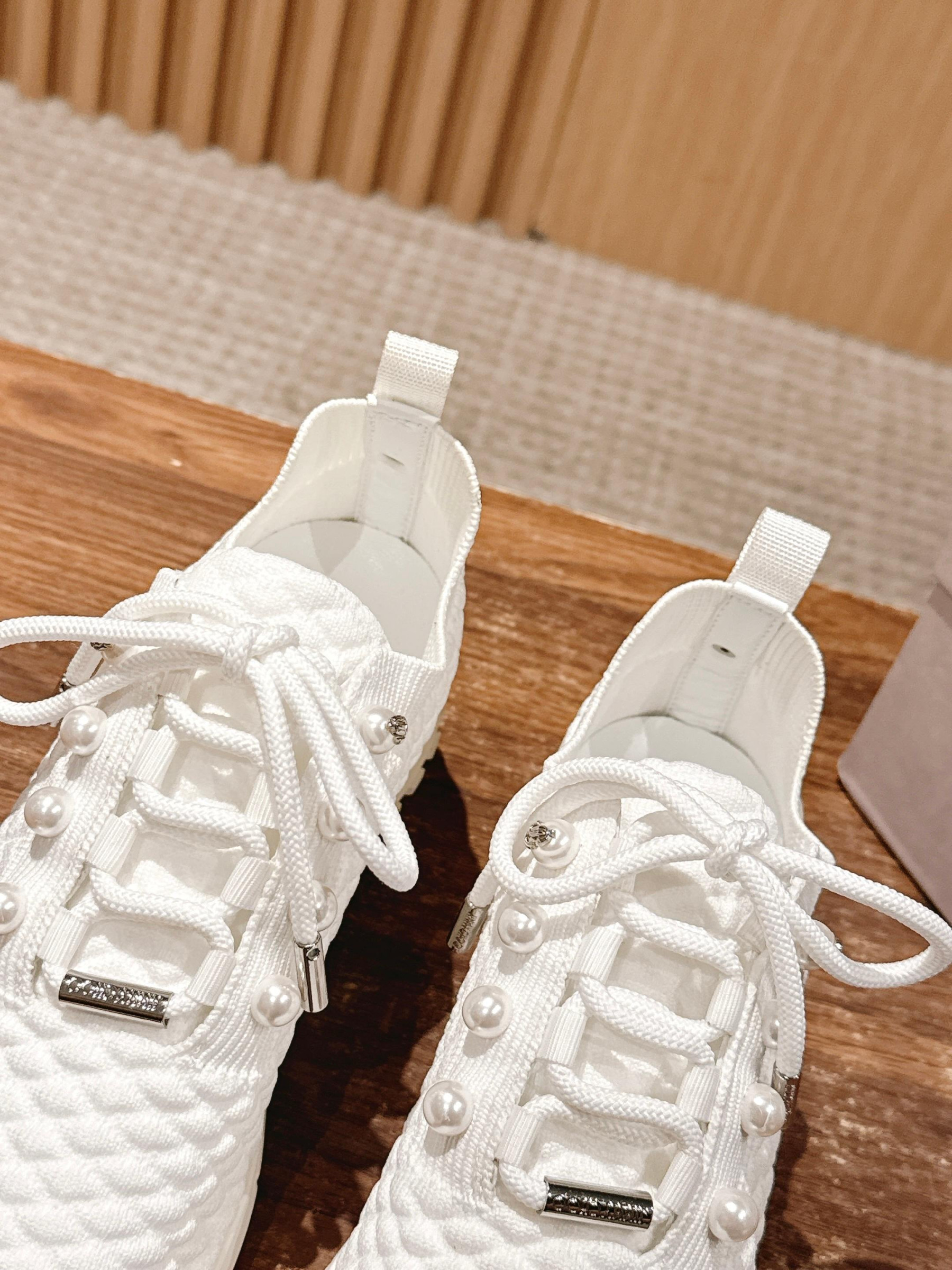 UA J1m*y Ch00 Casual Sneakers