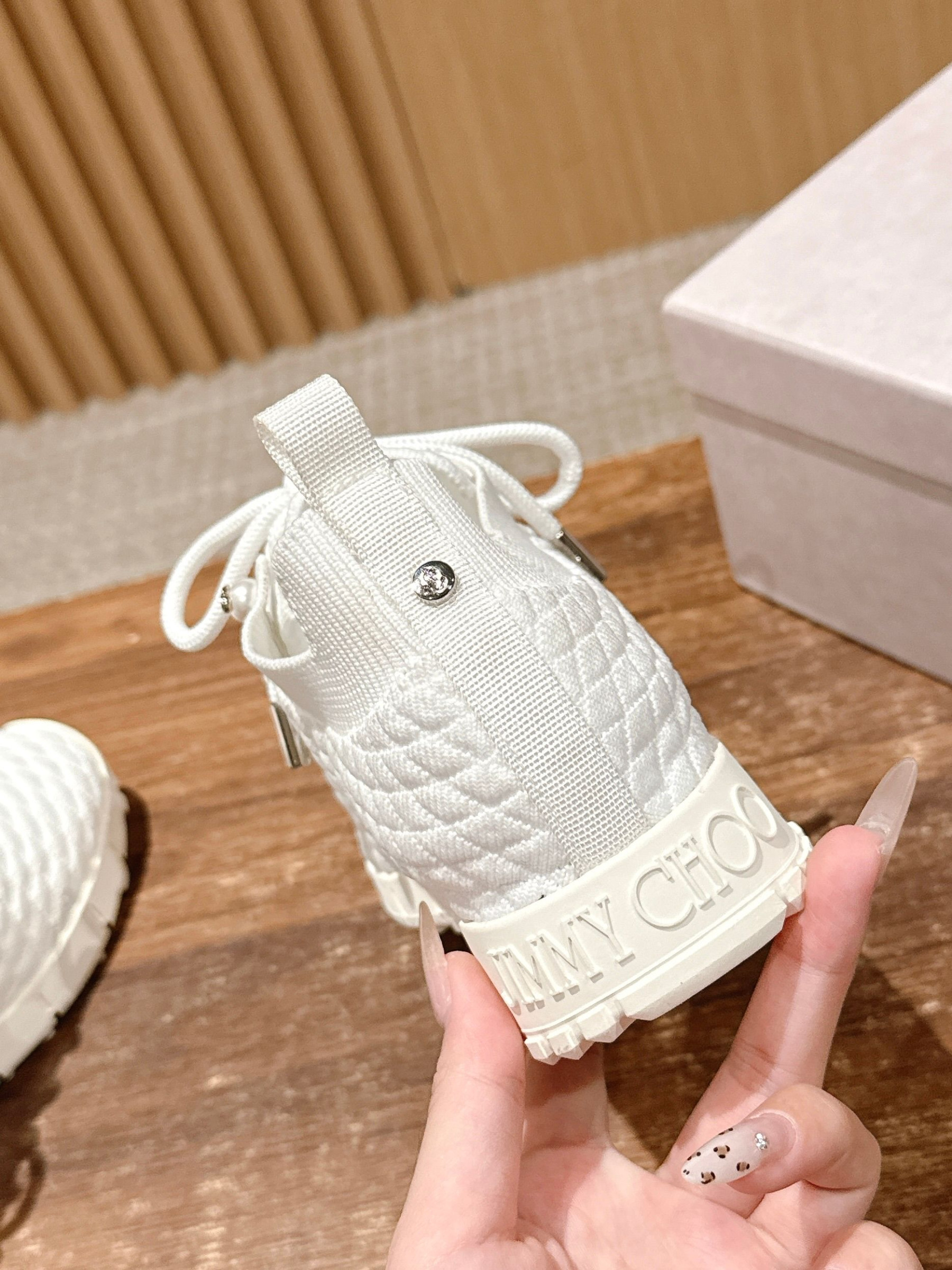 UA J1m*y Ch00 Casual Sneakers