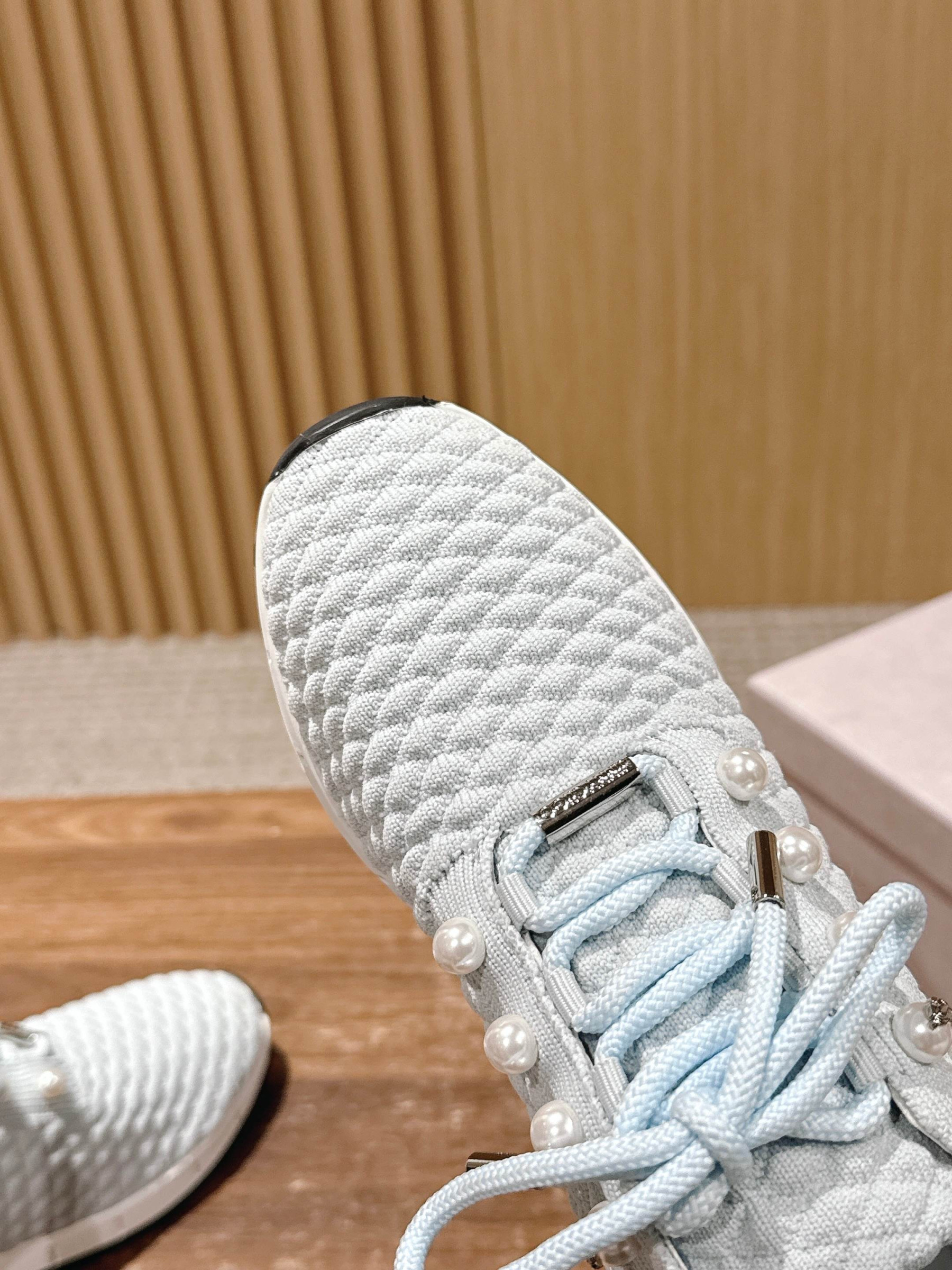 UA J1m*y Ch00 Casual Sneakers