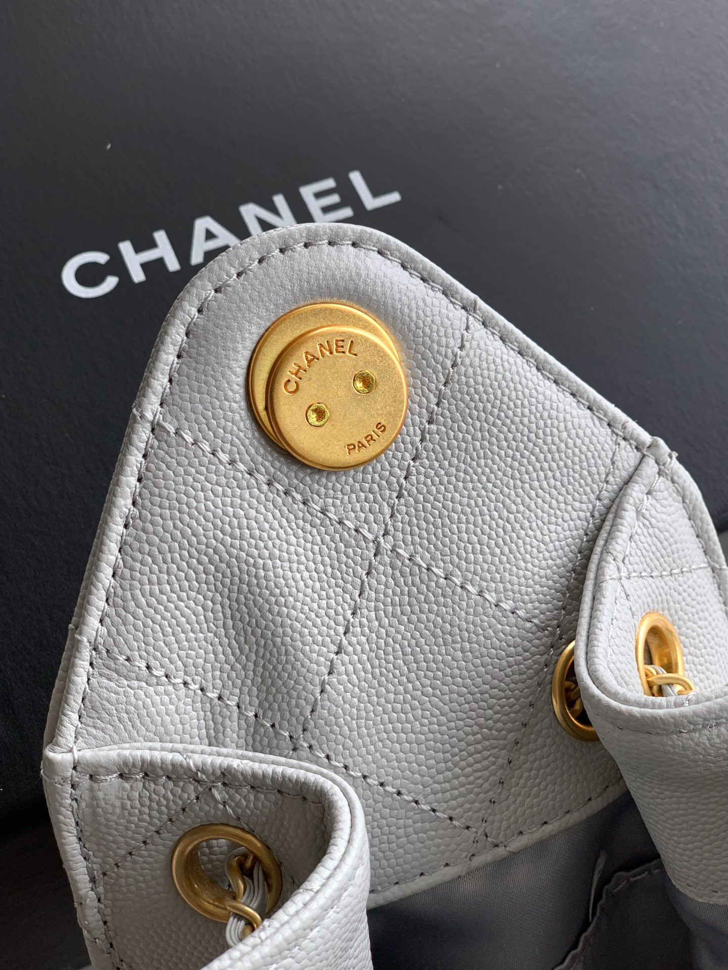 Ch**el 25C Bucket Bag 20x22x12.5cm