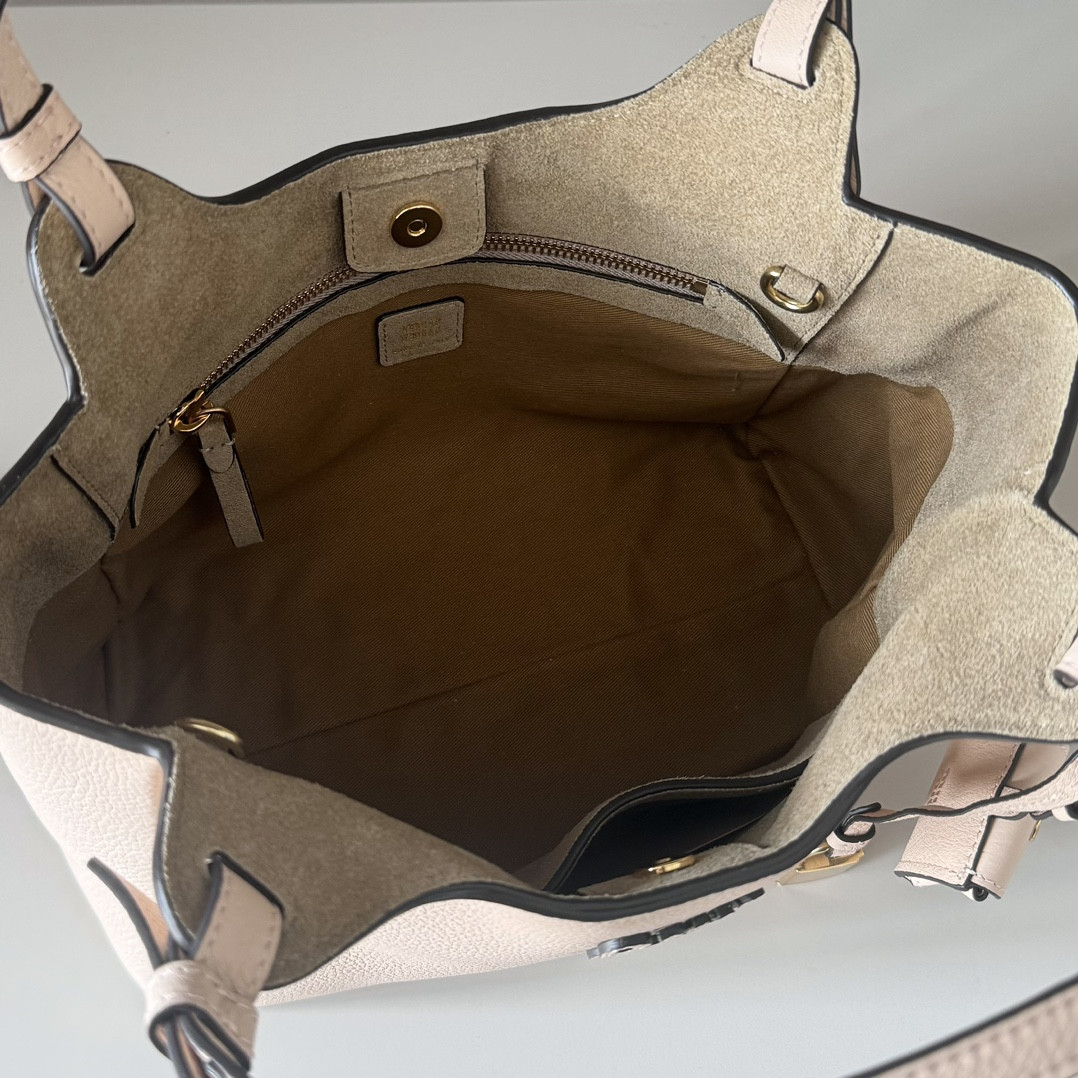 Miu Miu Leather Handbag 20x25.5x13cm