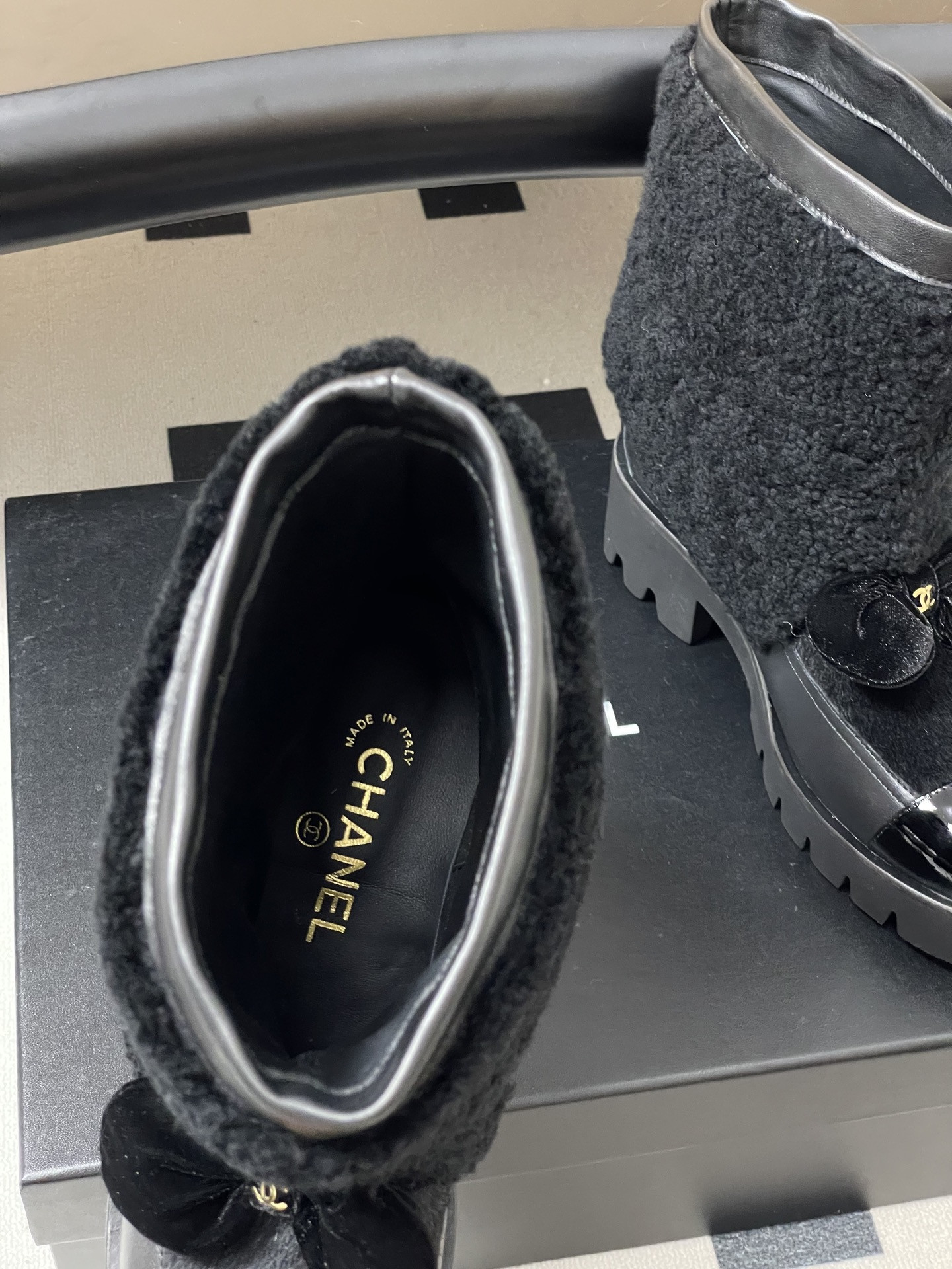 UA Ch**el Short Boots