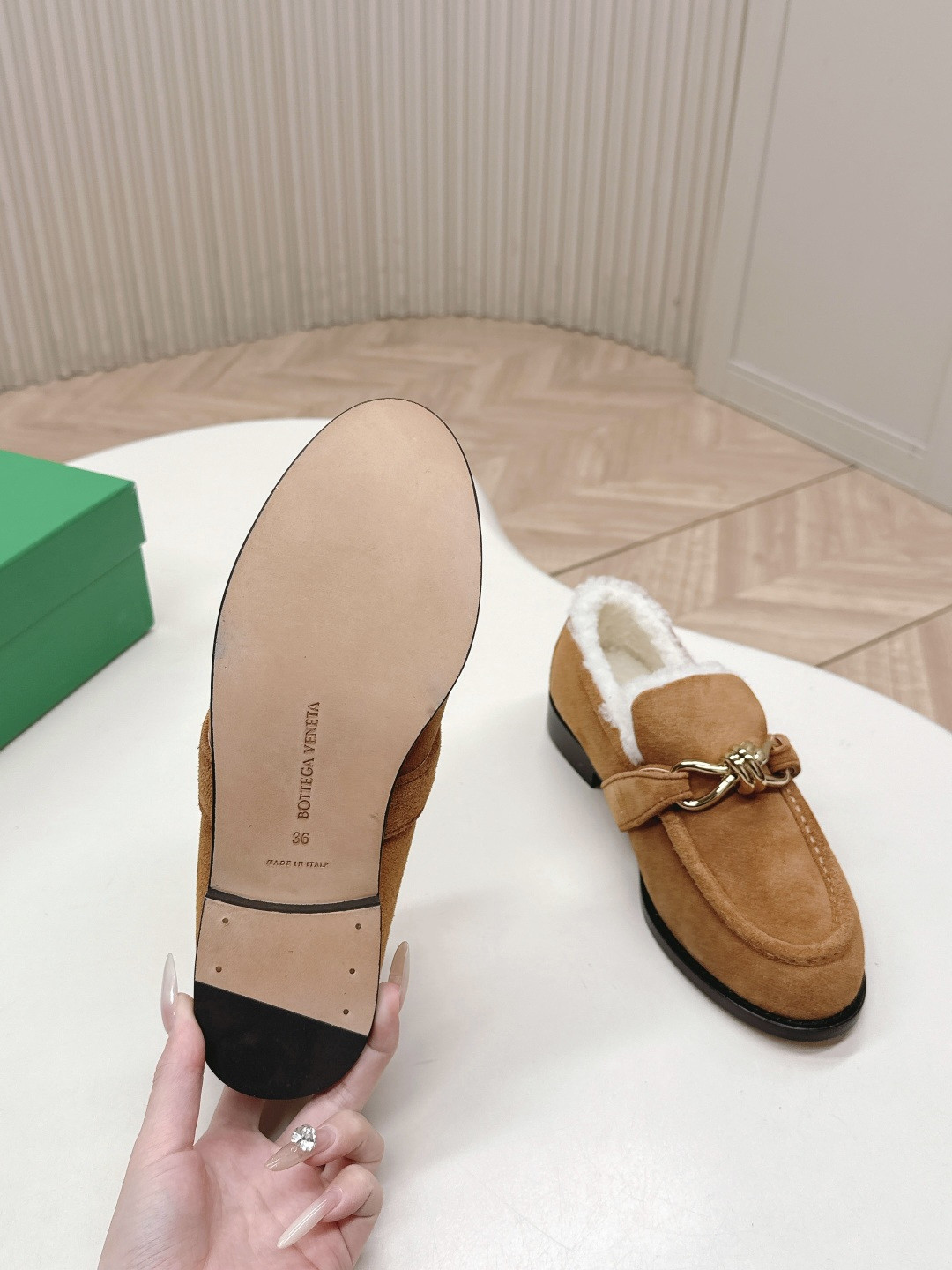 UA B0tt*ga Ven*ta Loafers Shoes