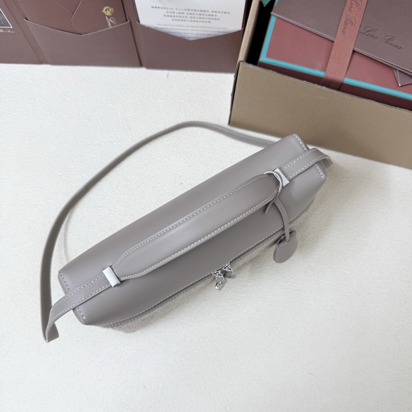 L0r0 P1ana Extra Pocket L27 16x27x10cm