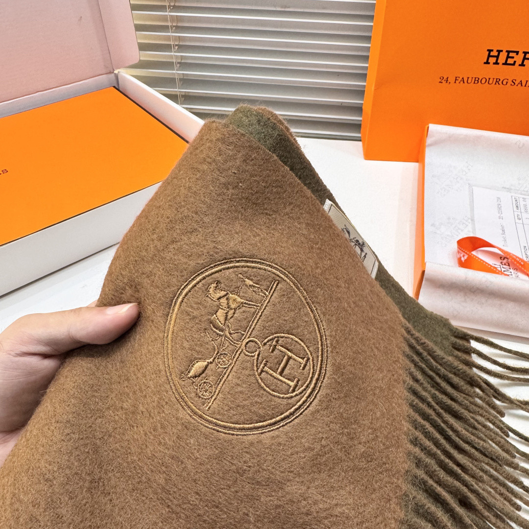 H**me5 Double-sided scarf 30x200cm