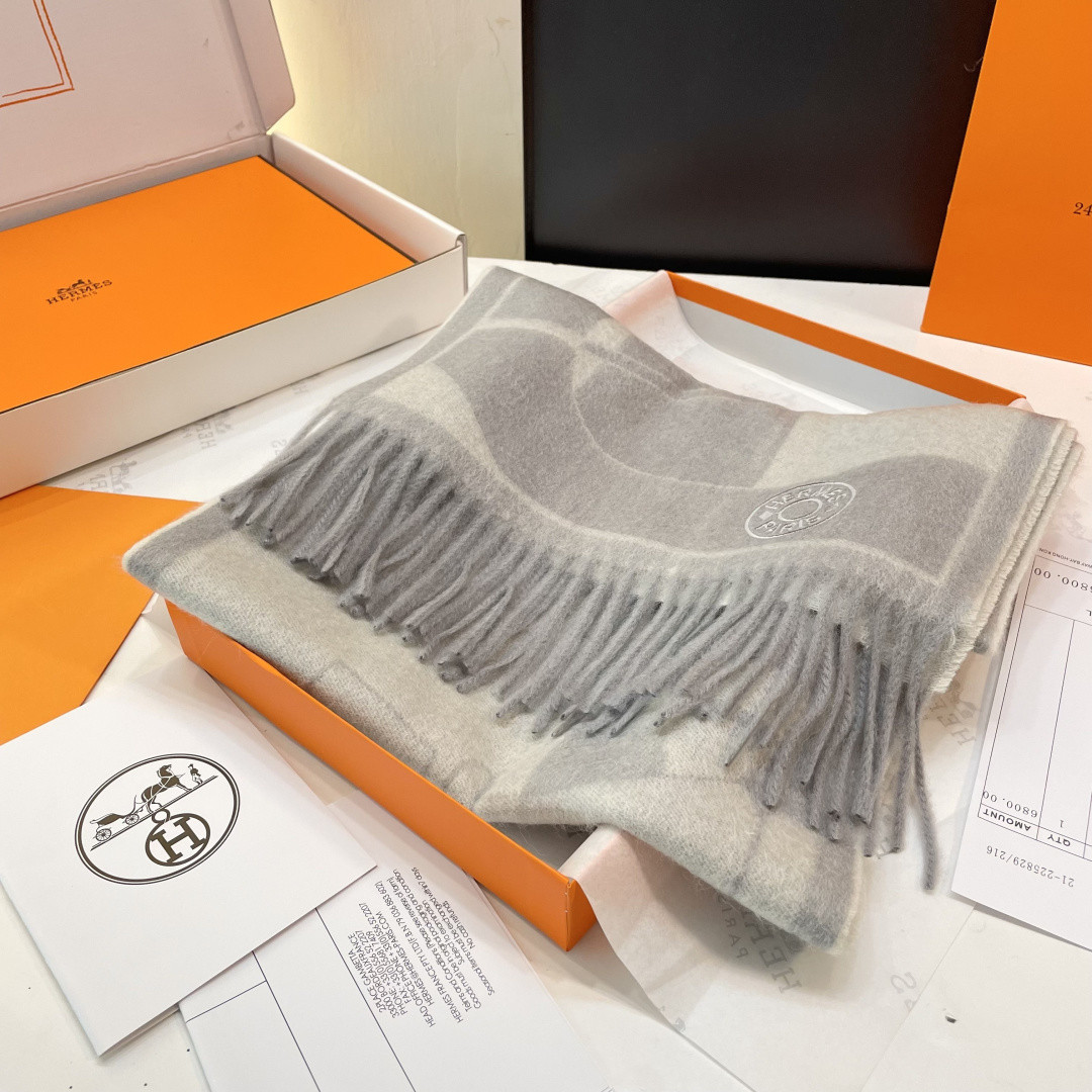 H**me5 scarf 35x200cm