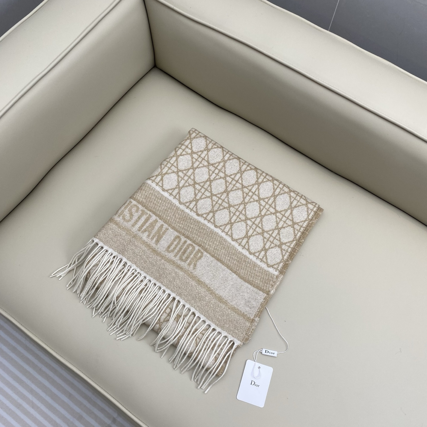 Dior Cannage scarf 220x45cm 67% cashmere 43% virgin wool