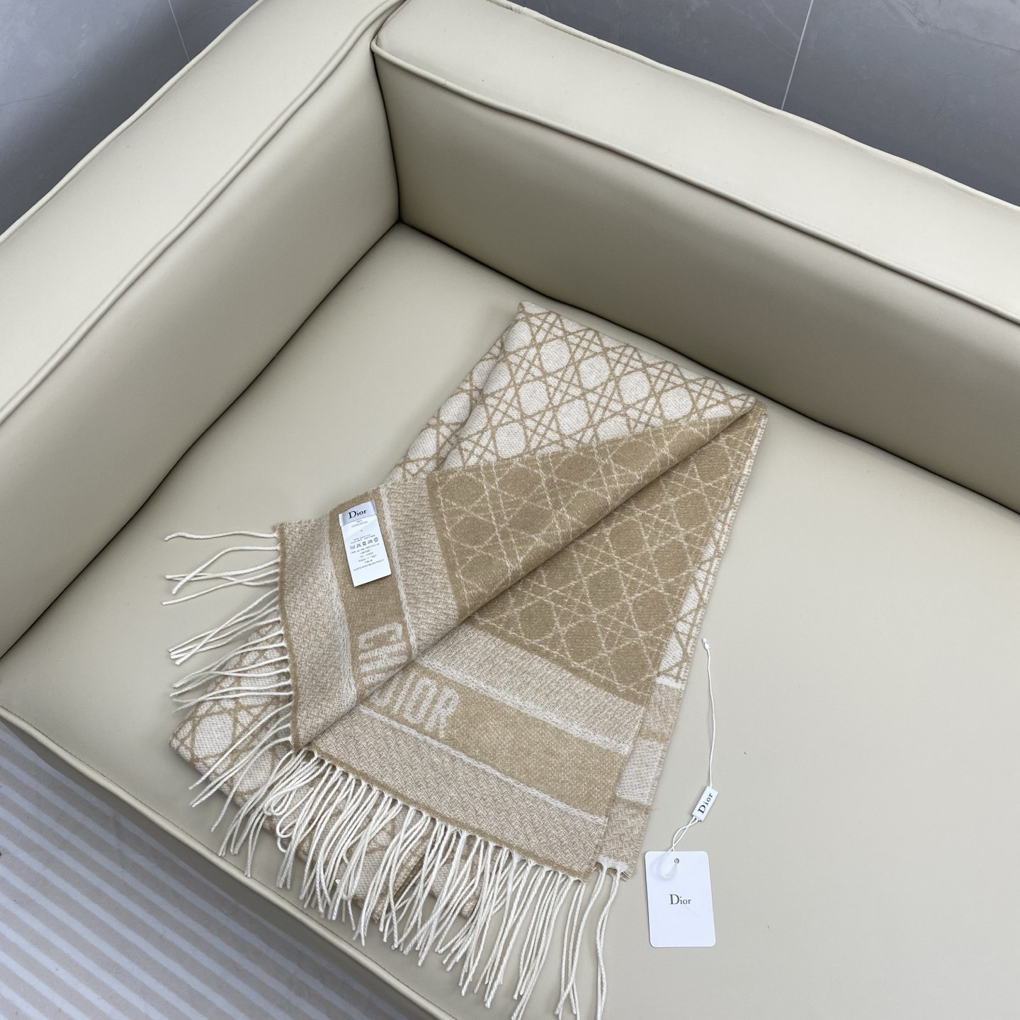 Dior Cannage scarf 220x45cm 67% cashmere 43% virgin wool