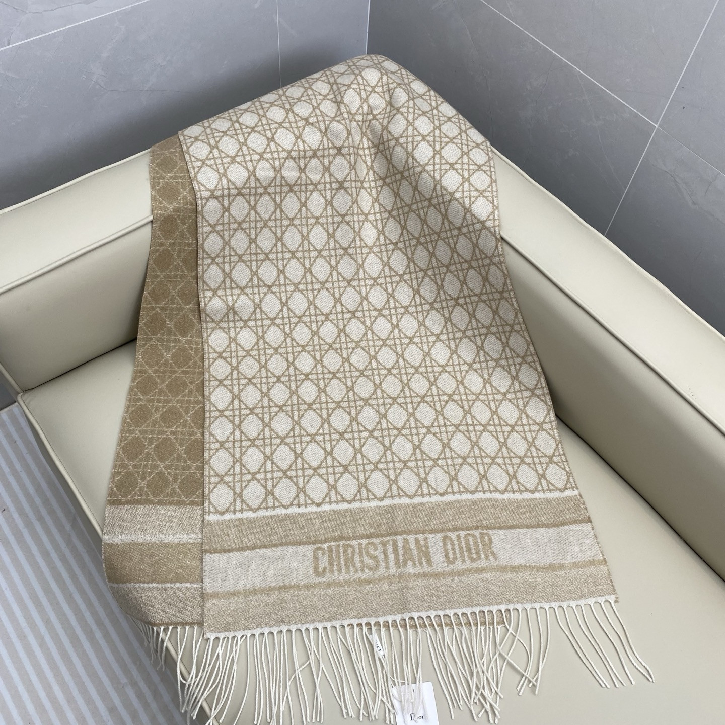 Dior Cannage scarf 220x45cm 67% cashmere 43% virgin wool