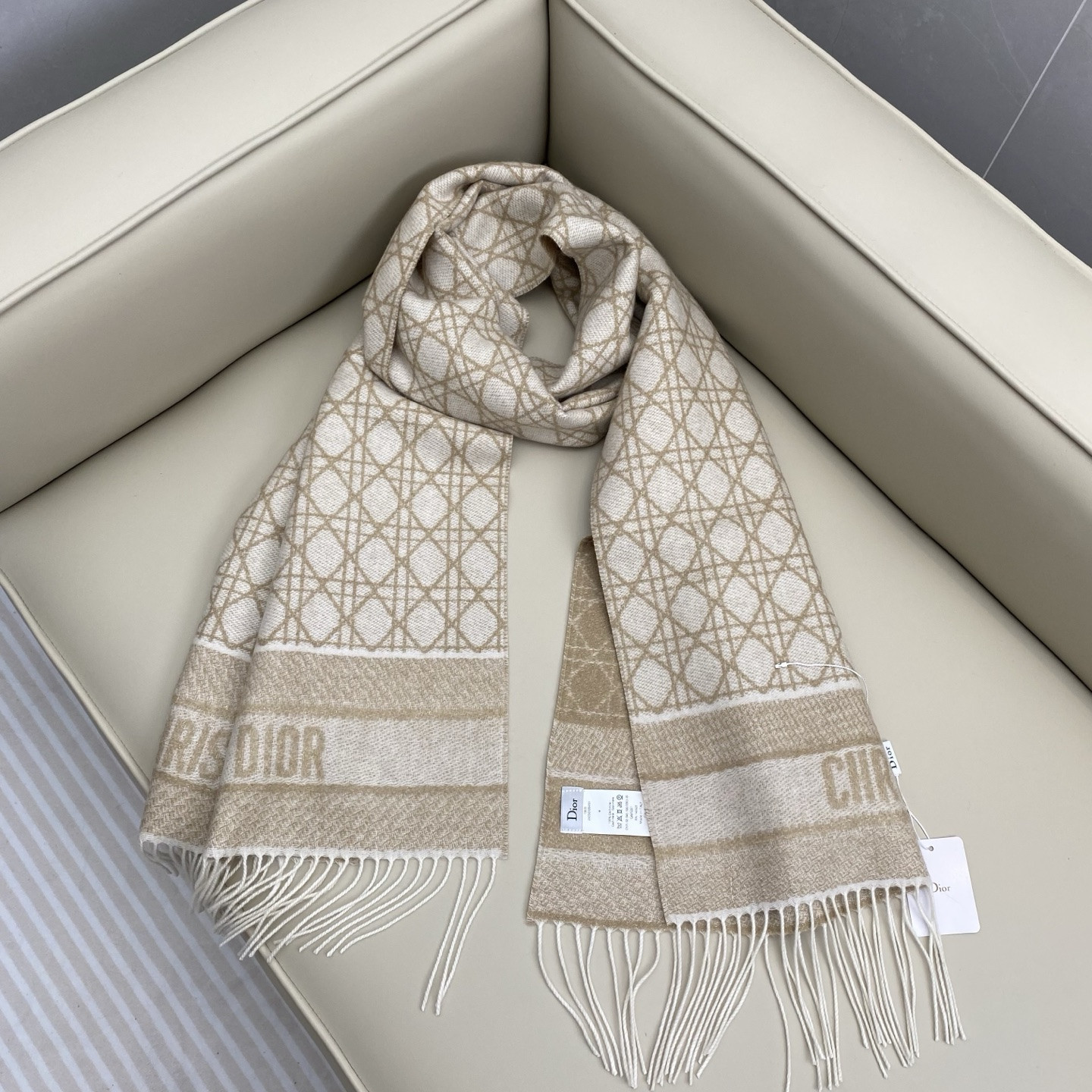 Dior Cannage scarf 220x45cm 67% cashmere 43% virgin wool