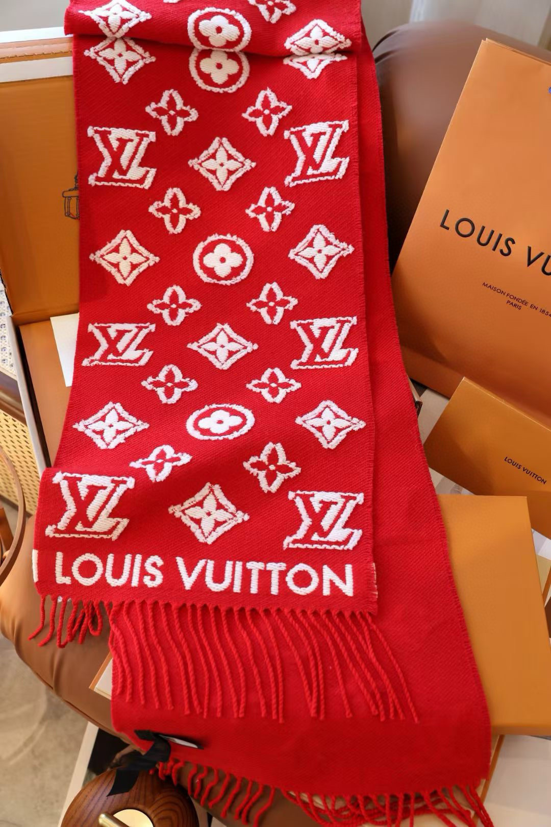 Louis Vuitton scarf 34x220cm