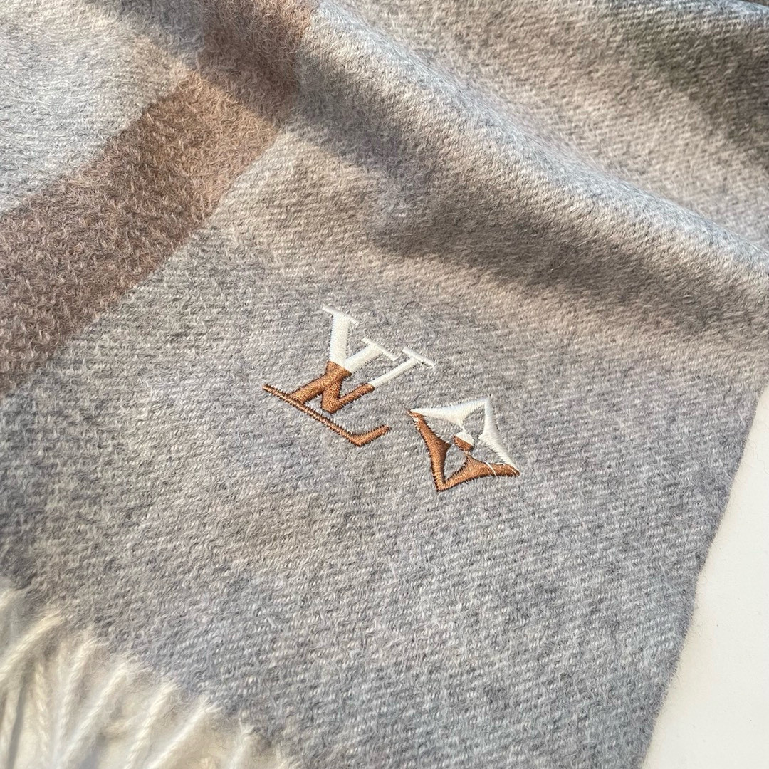 Louis Vuitton scarf 32x180cm 100% cashmere