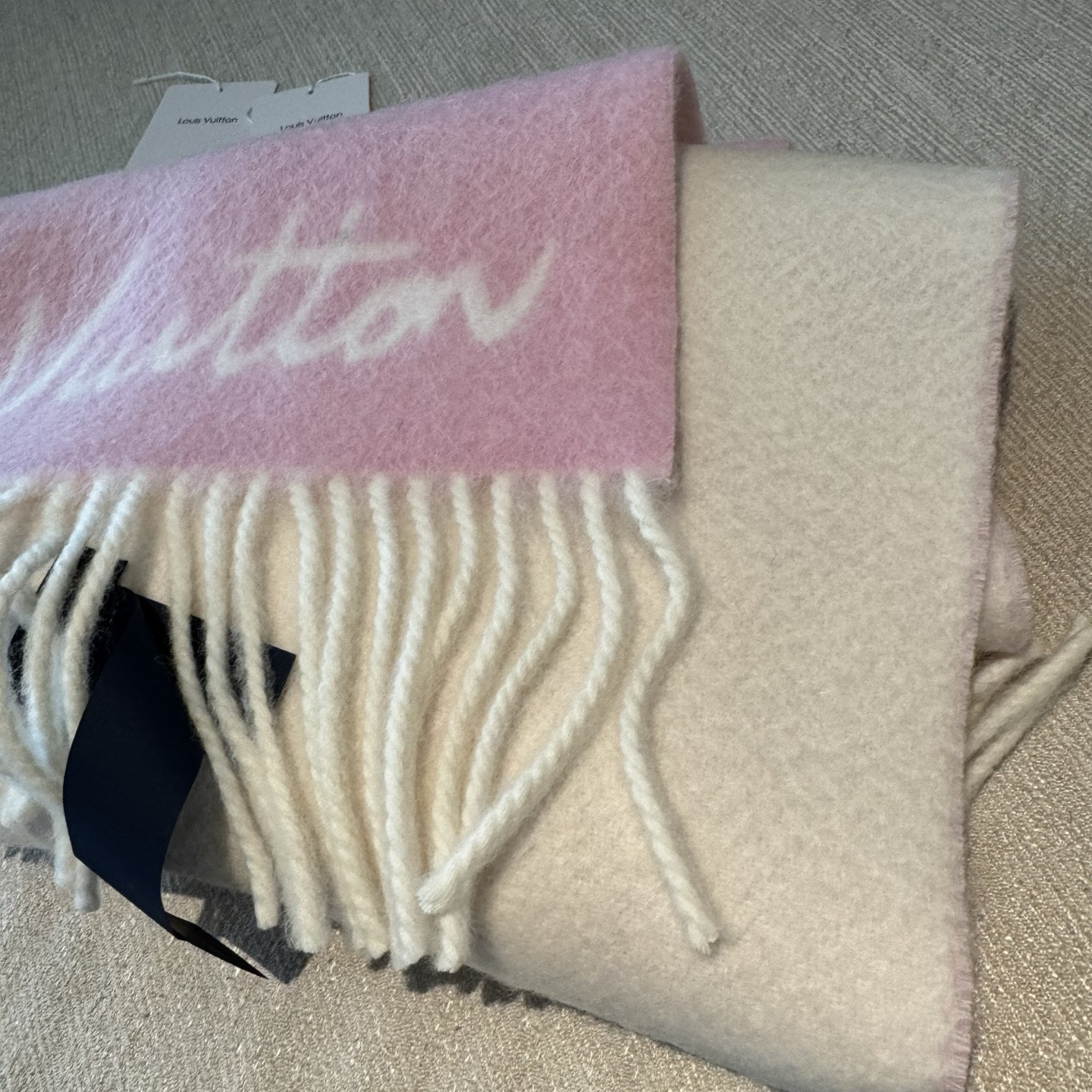 Louis Vuitton scarf 25x220cm