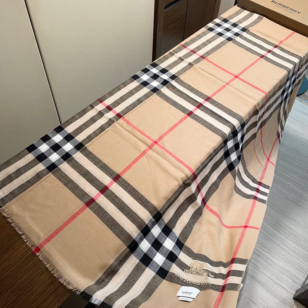 Bv*b*rry scarf 90x200cm