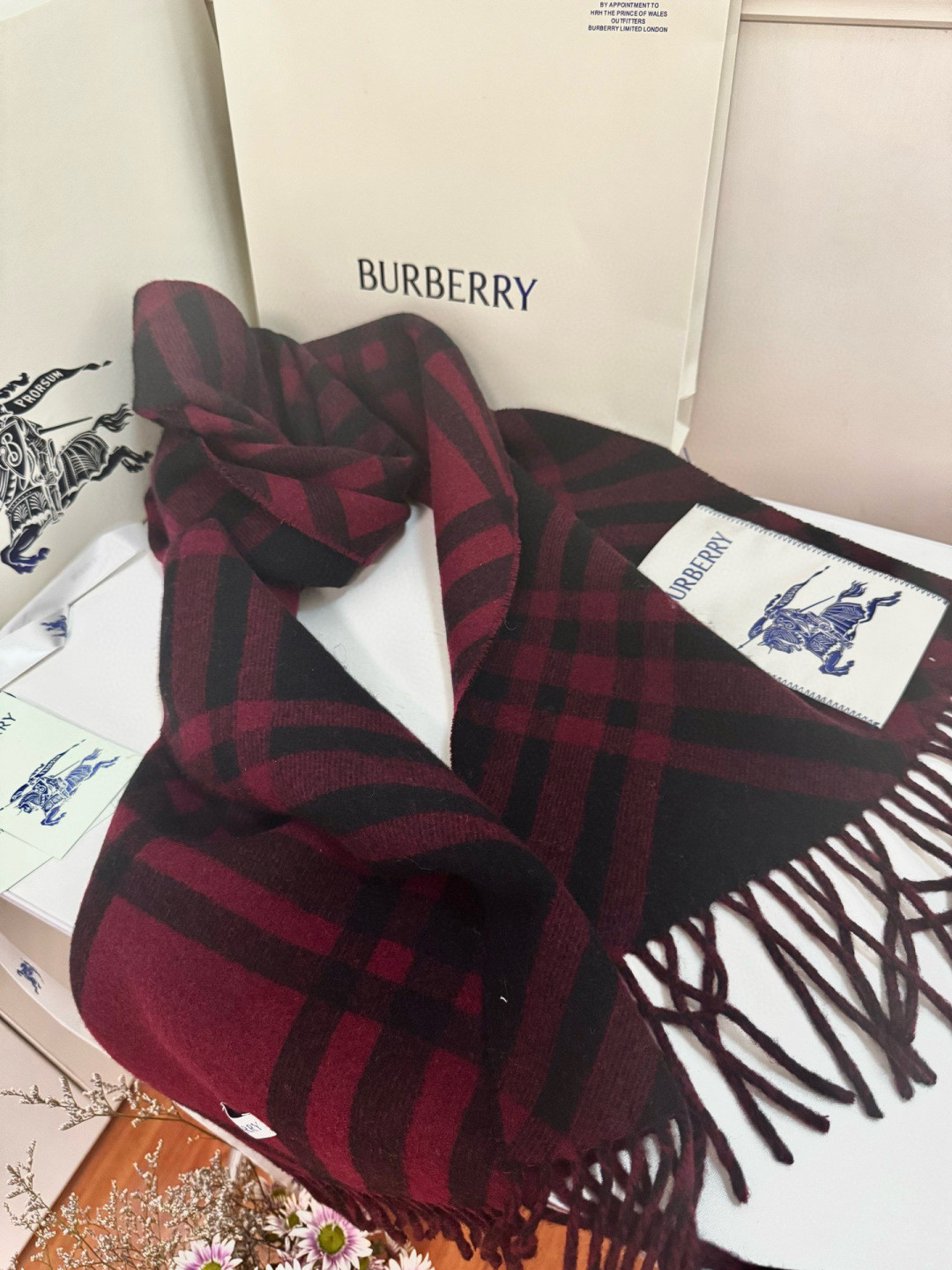 Bv*b*rry scarf 30x180cm 100% cashmere