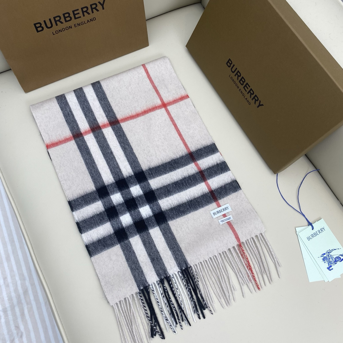 Bv*b*rry scarf 30x168cm 100% cashmere