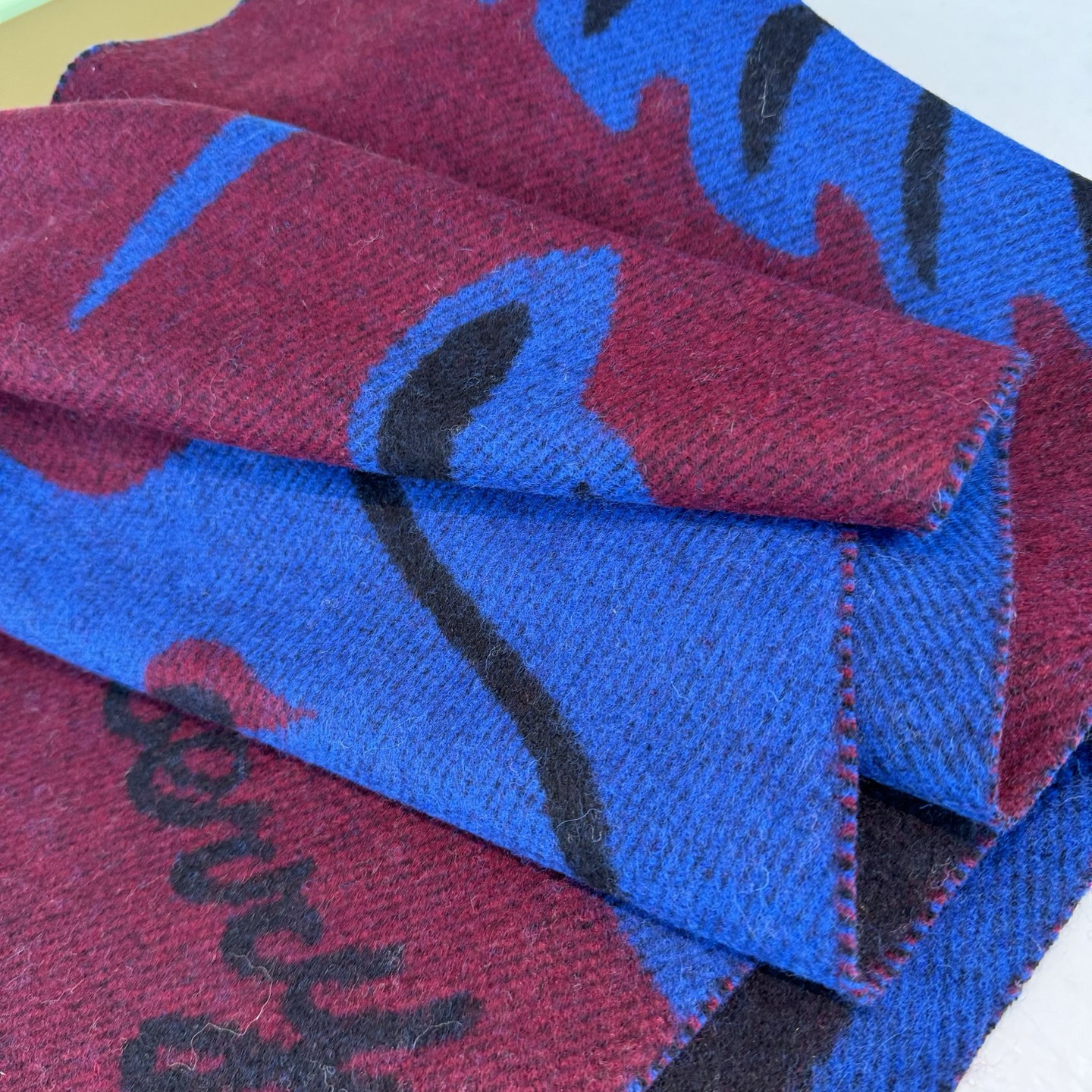 Bv*b*rry scarf 30x180cm