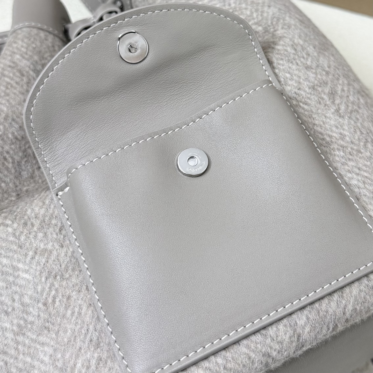 L0r0 P1ana Extra Drawstring Backpack L27 25x27x14 cm