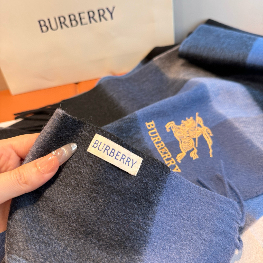 Bv*b*rry scarf 32x180cm 100% cashmere