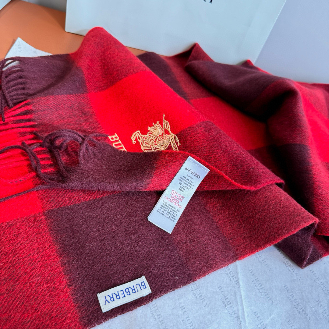 Bv*b*rry scarf 32x180cm 100% cashmere