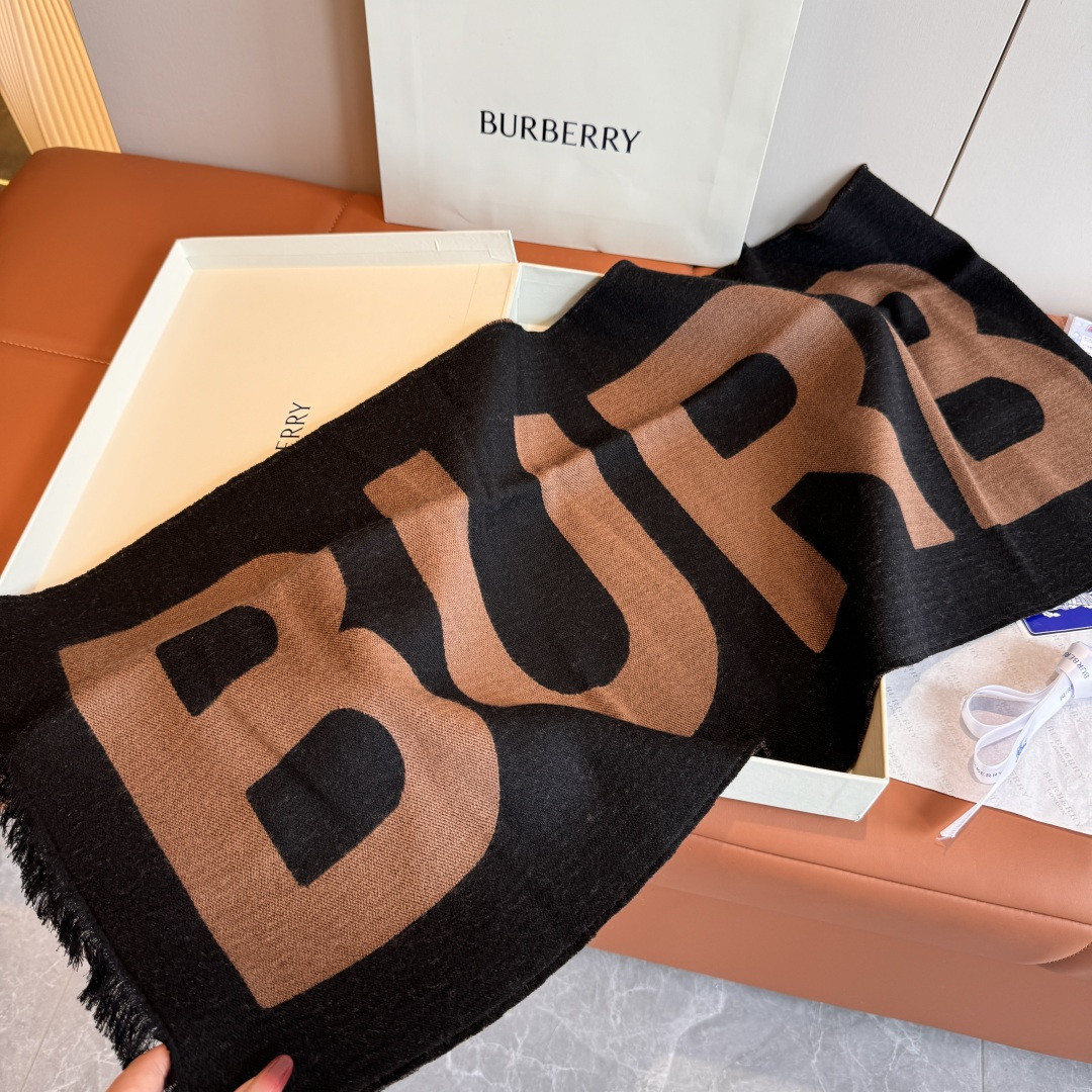 Bv*b*rry scarf 36x180cm