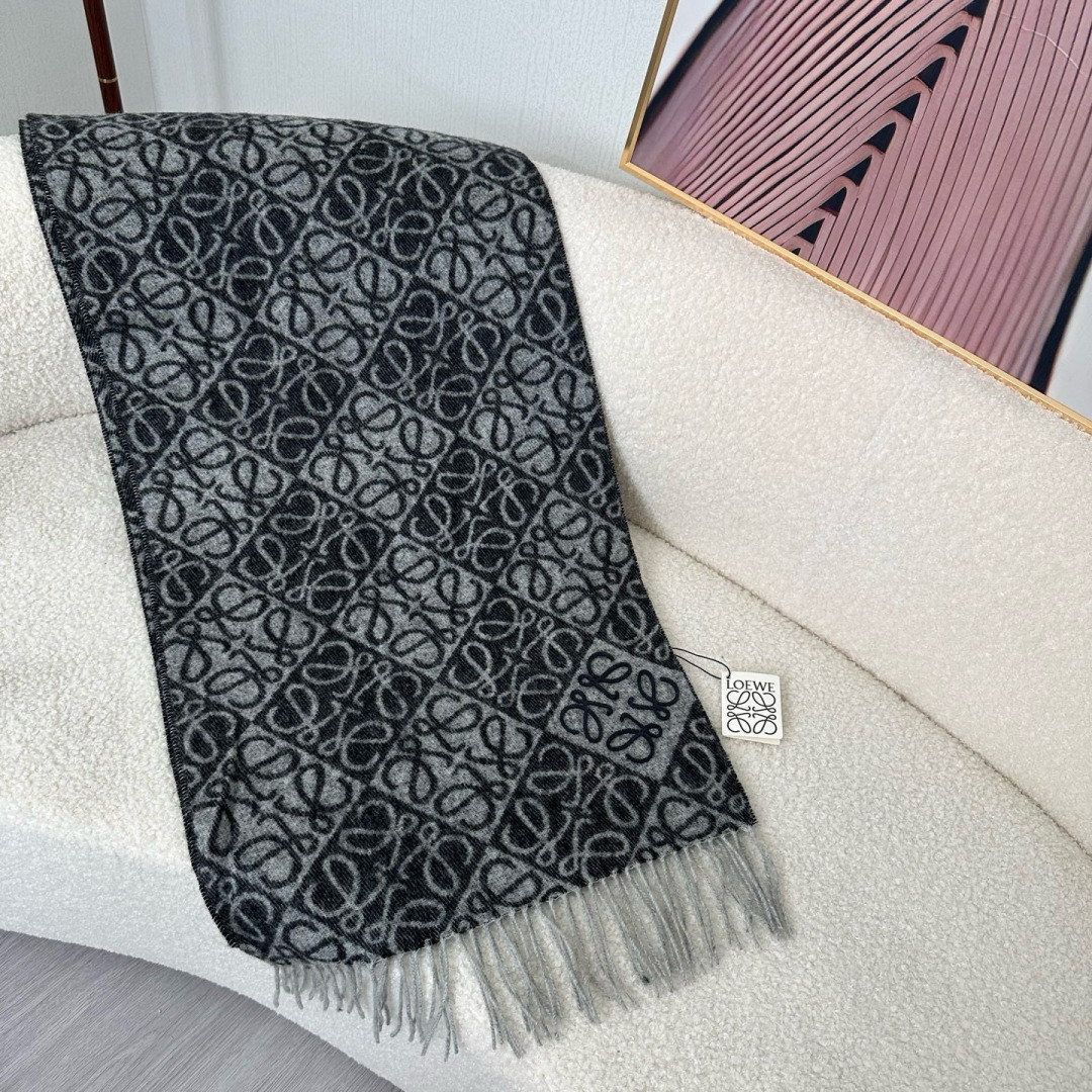 L0ew* scarf 38x180cm