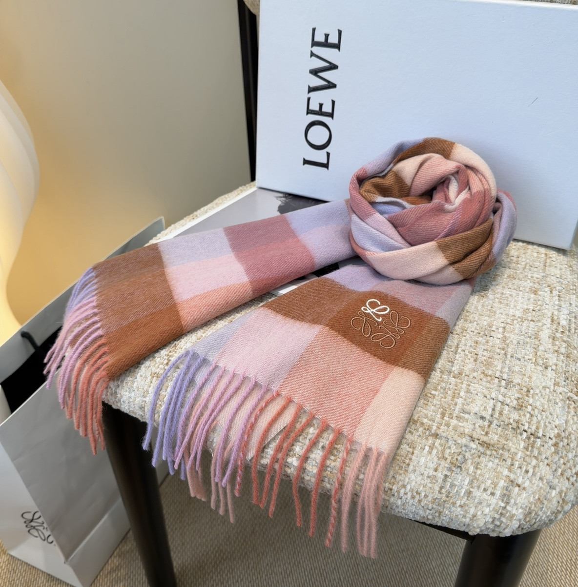 L0ew* scarf 30x180cm