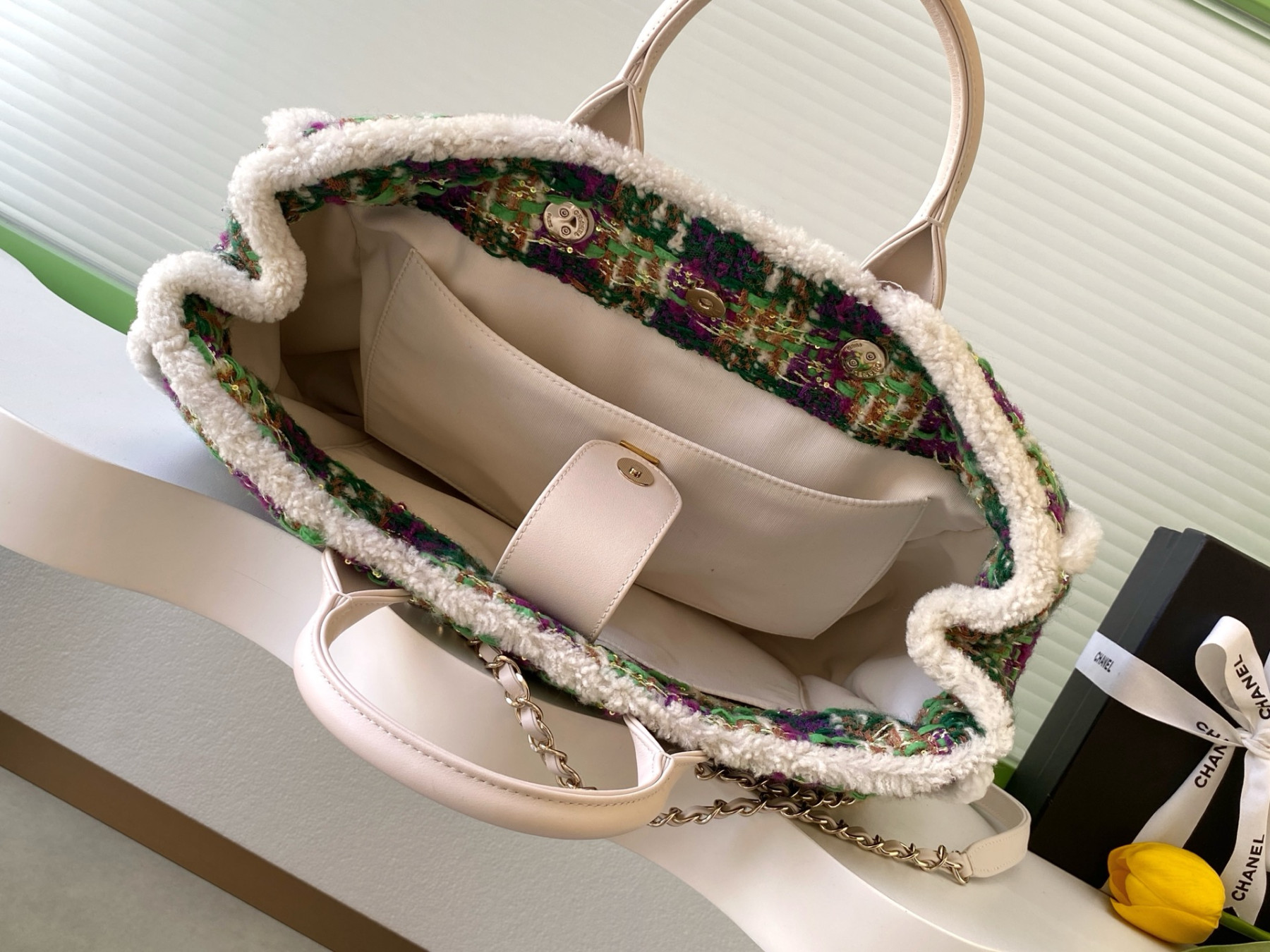 Ch**el Shopping Bag 27.5x39.5x16cm