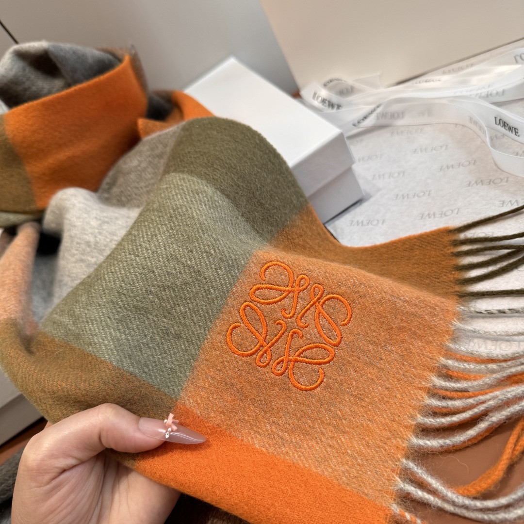 L0ew* scarf 30x180cm