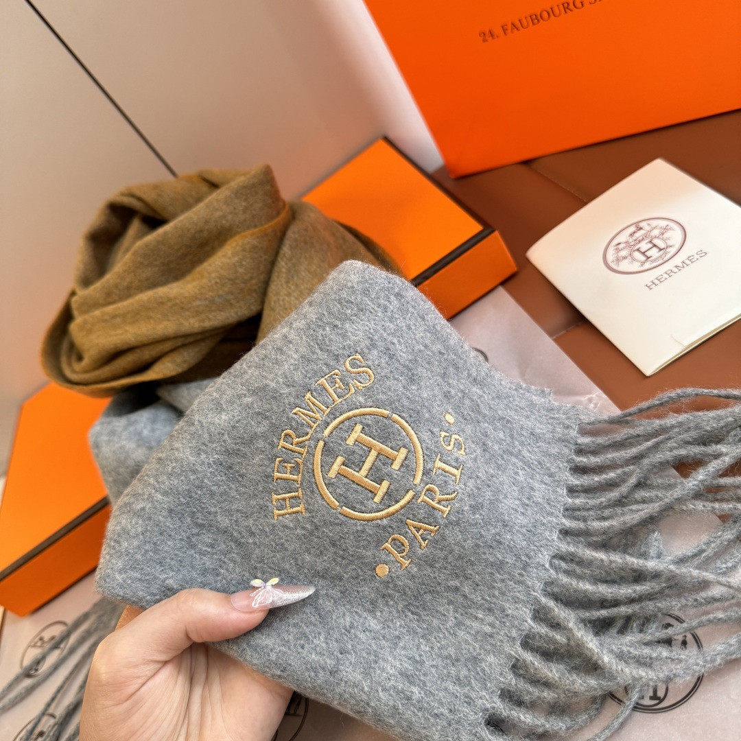 H**me5 scarf 30x180cm