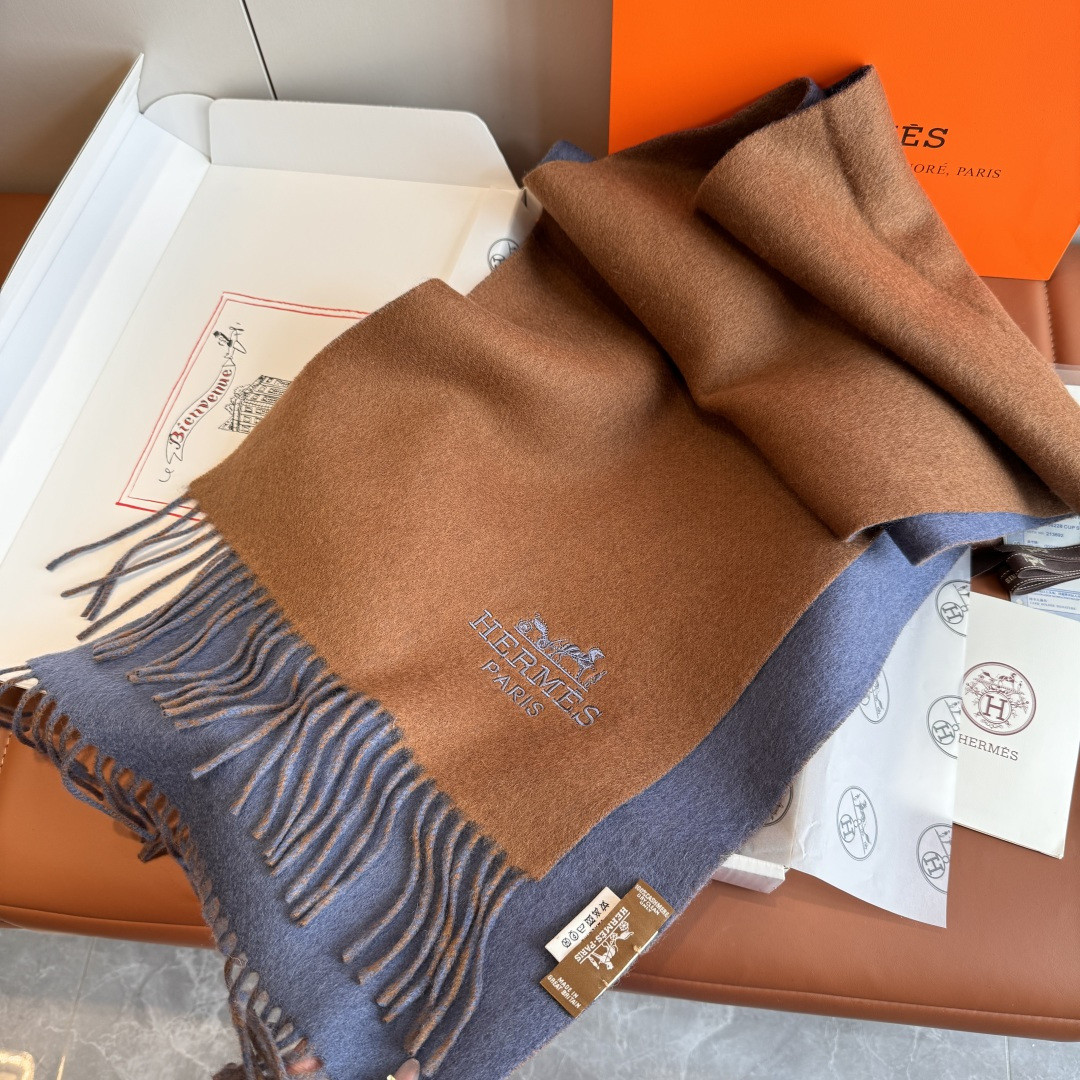 H**me5 scarf 30x180cm