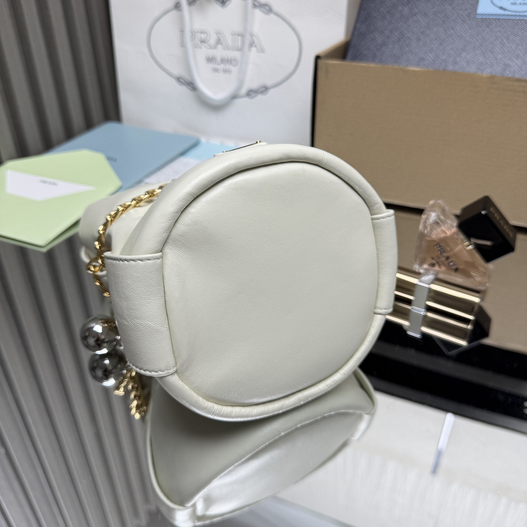 Pra*a Petit Sac Noir Mini Nappa Leather Bucket Bag 19x15x6cm