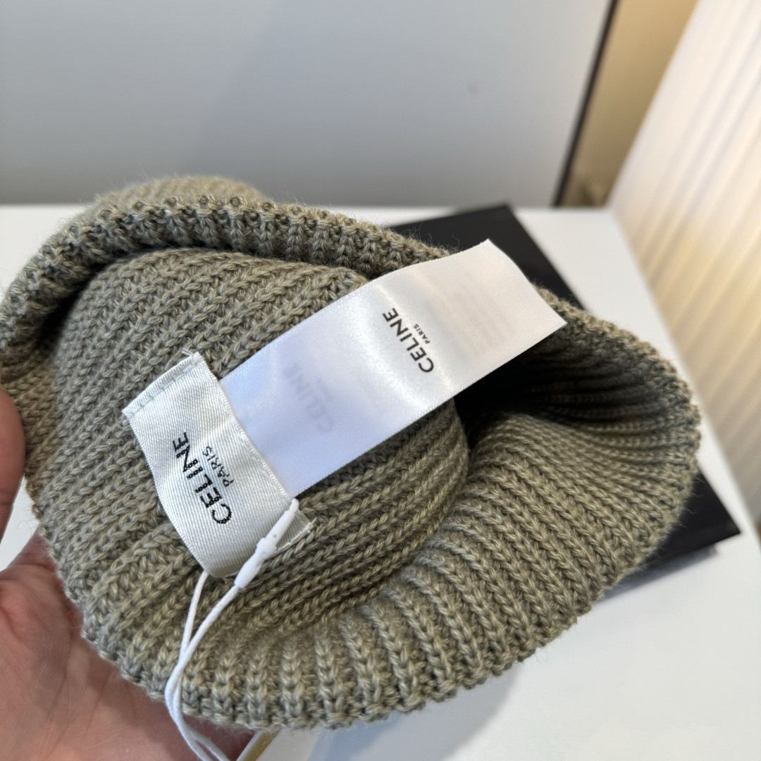 Ce1i*e beanie