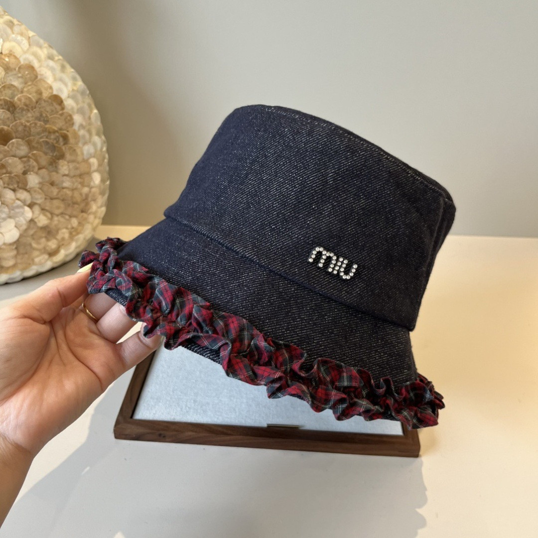 Miu Miu Bucket Hat 57cm Head Circumference