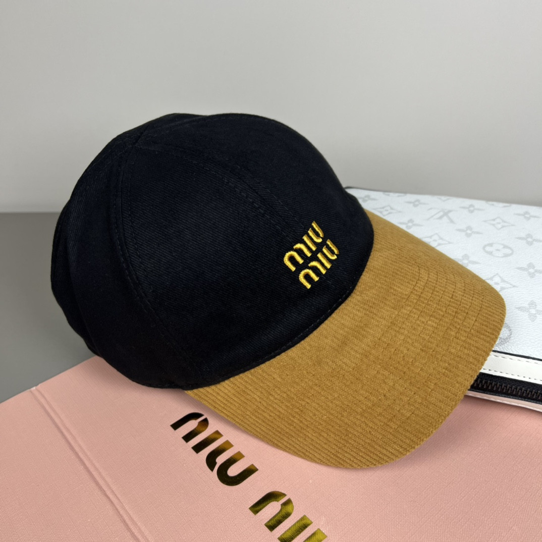 Miu Miu Baseball Cap