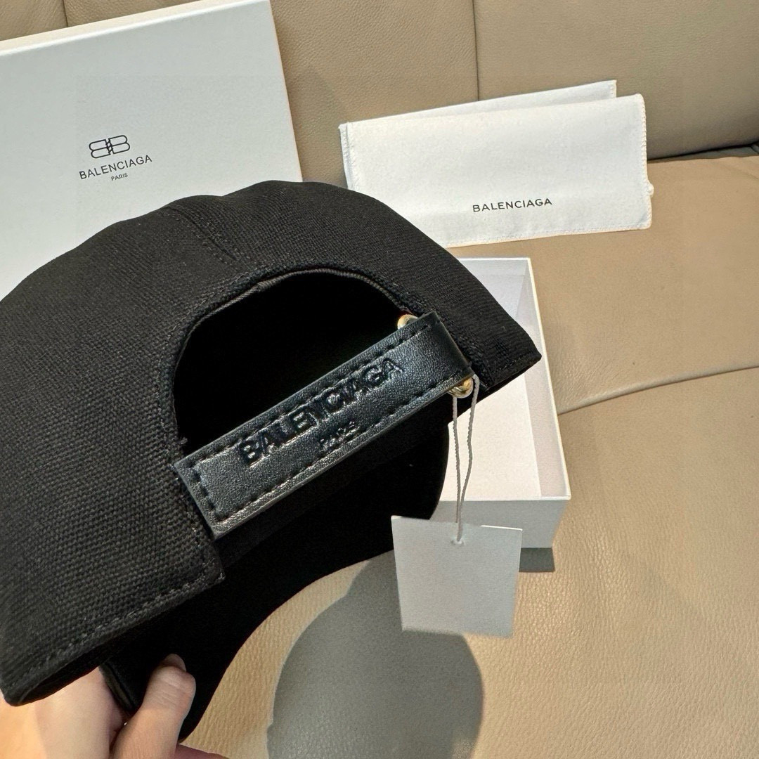 Ba1en*iaga baseball cap