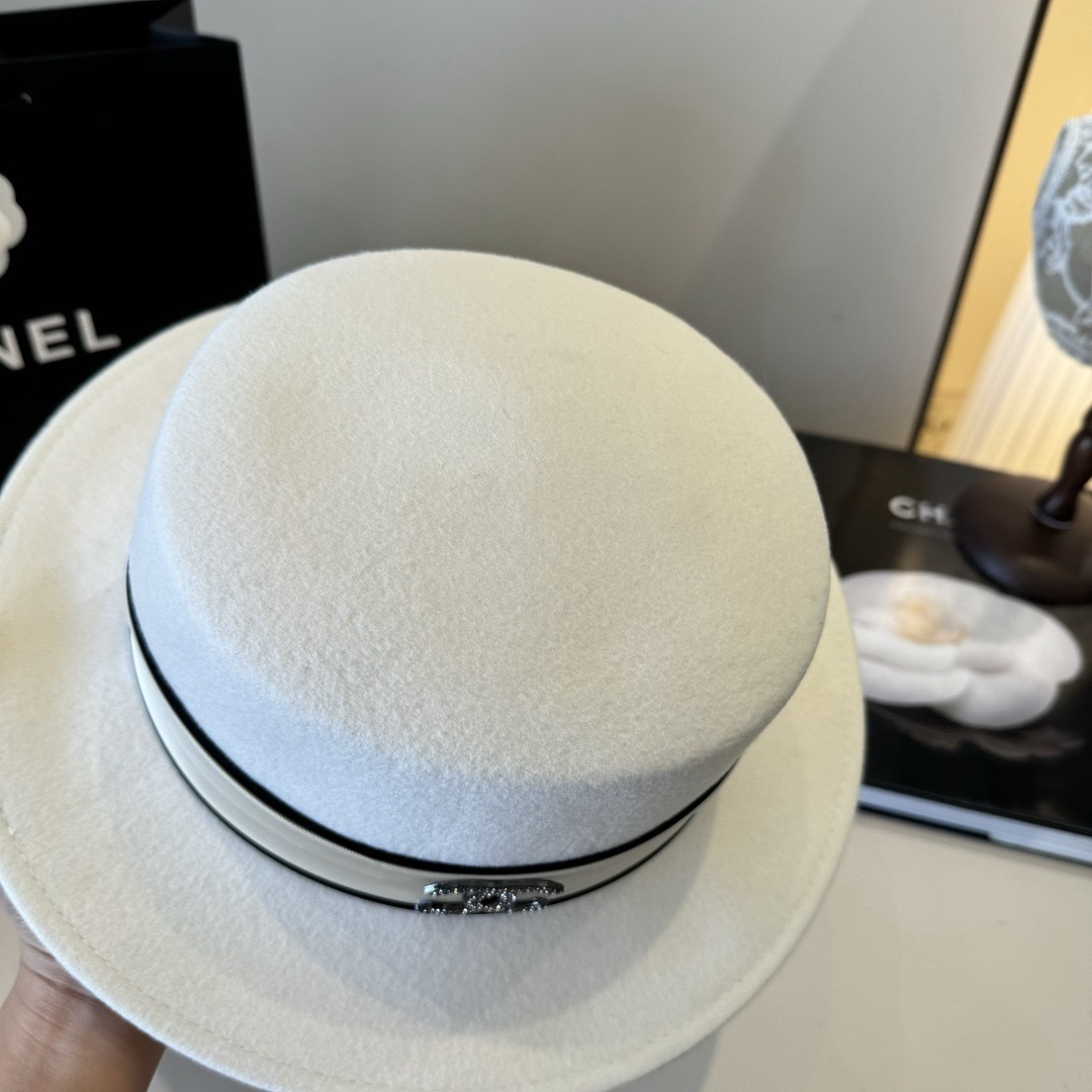Ch**el wool felt hat 57cm head circumference