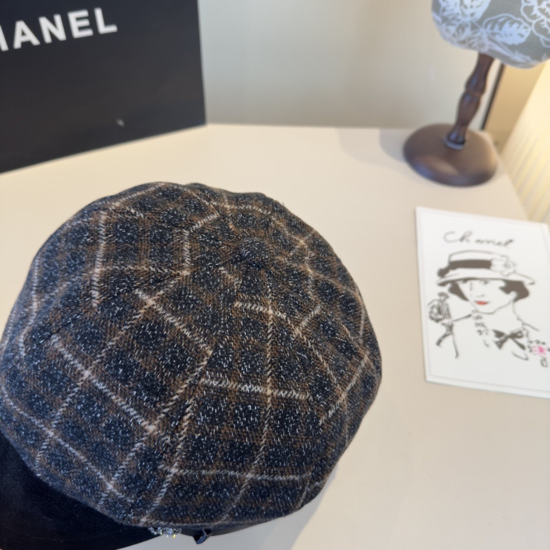 Chanel Newsboy Cap 57cm Head Circumference