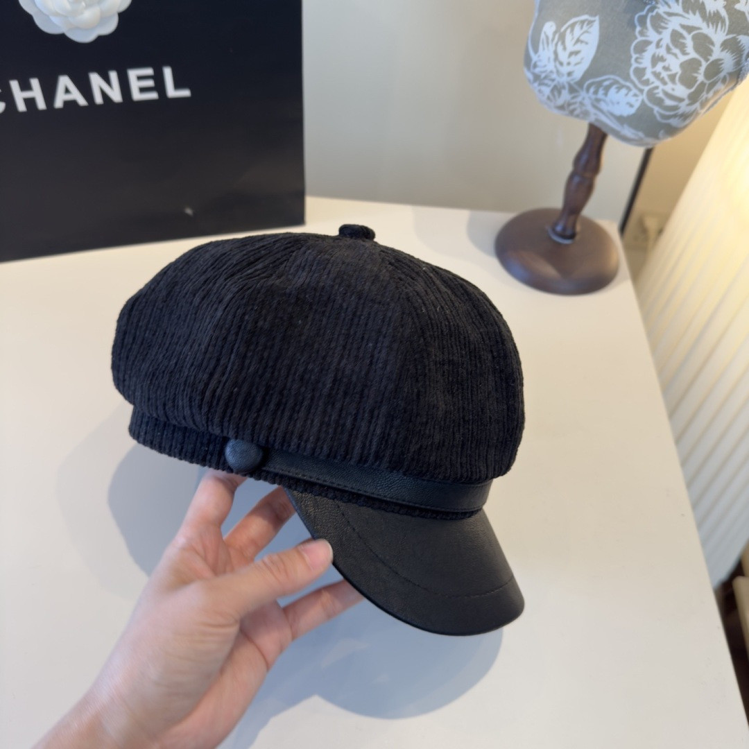 Ch**el newsboy cap 57cm head circumference