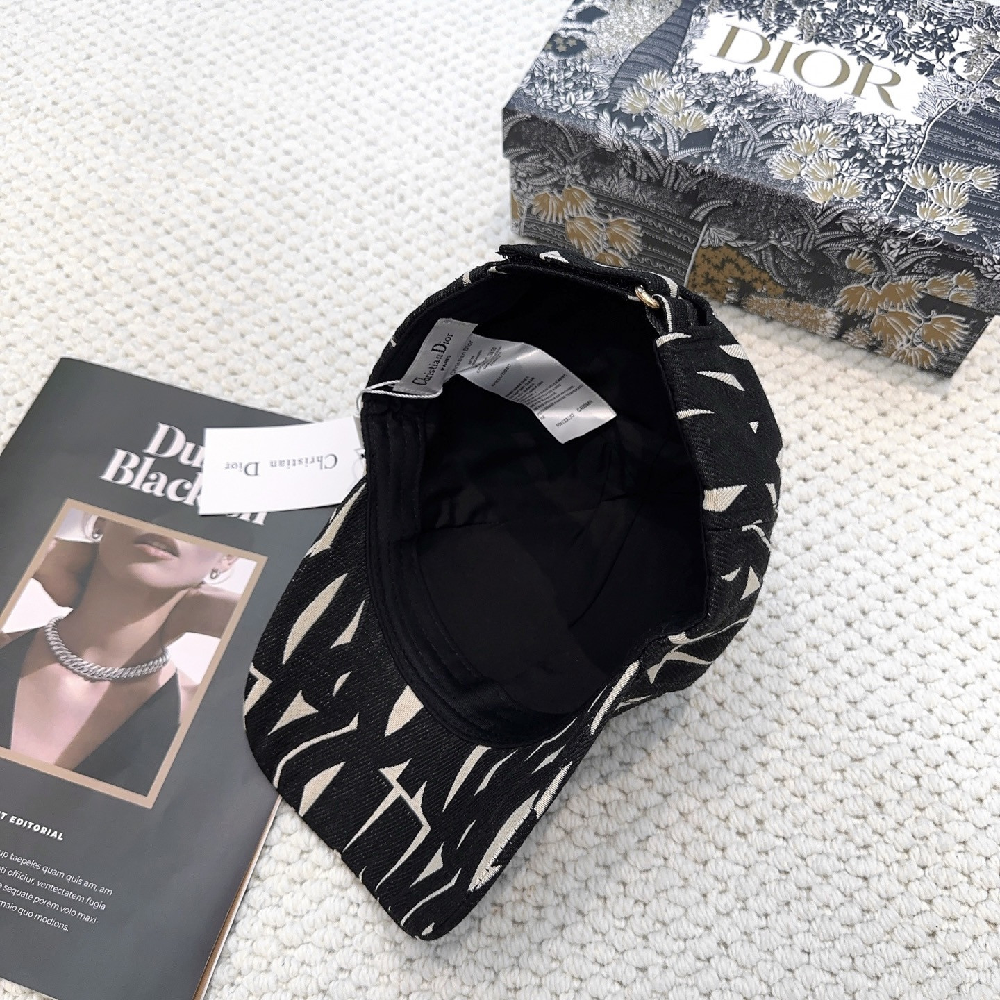 D10r baseball cap