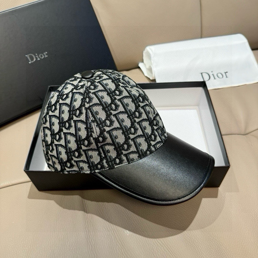 D10r baseball cap