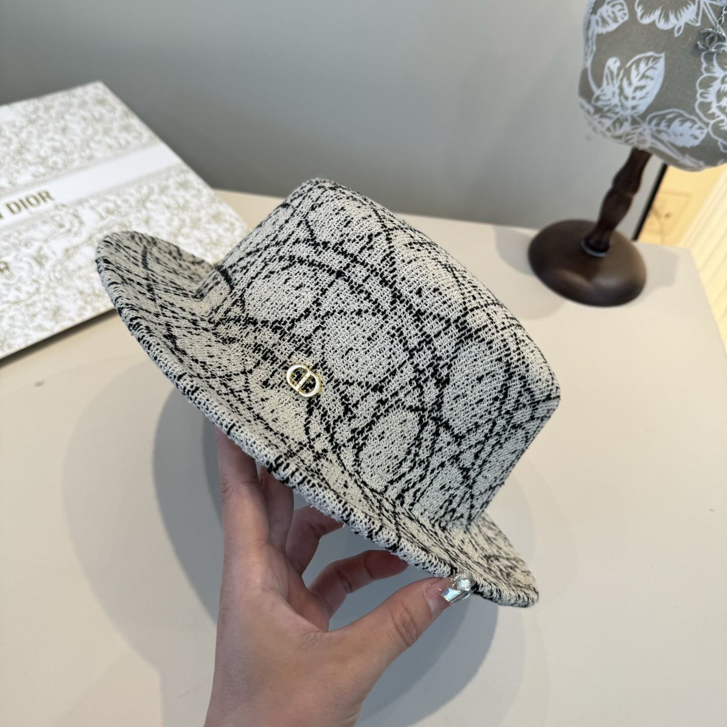 Dior Small Brim Bucket Hat 57cm Head Circumference