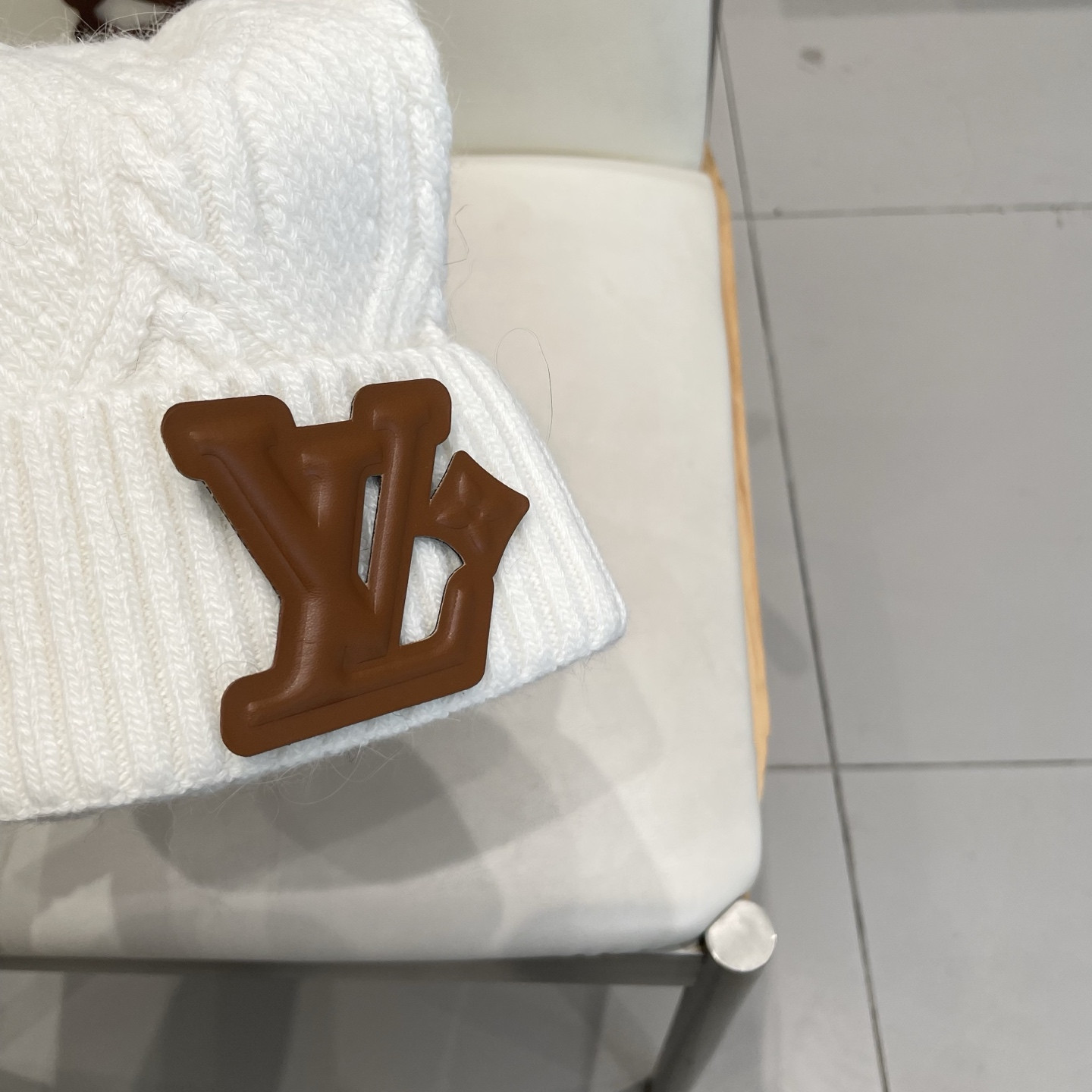 Louis Vuitton Beanie 70% wool 30% rabbit hair