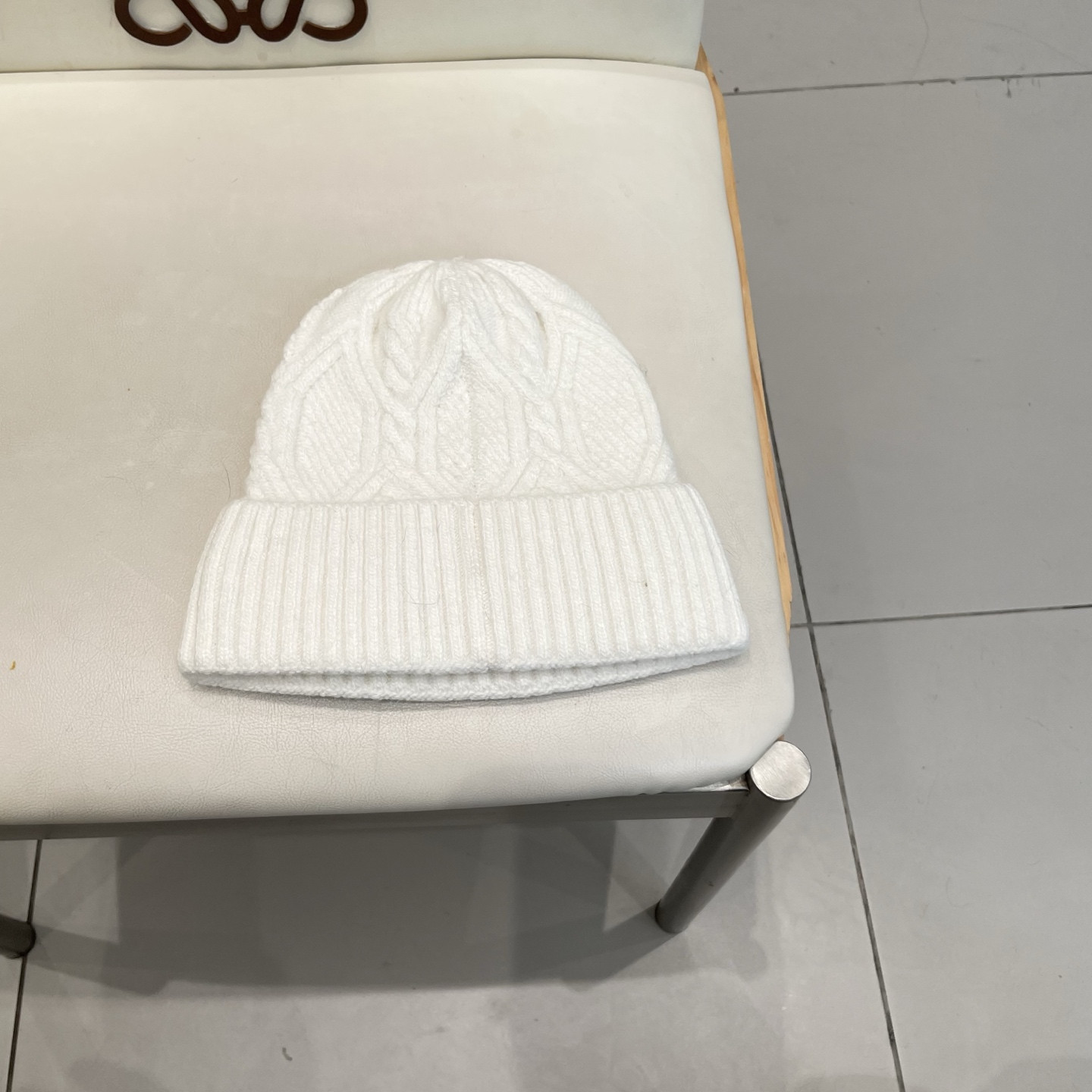 Louis Vuitton Beanie 70% wool 30% rabbit hair