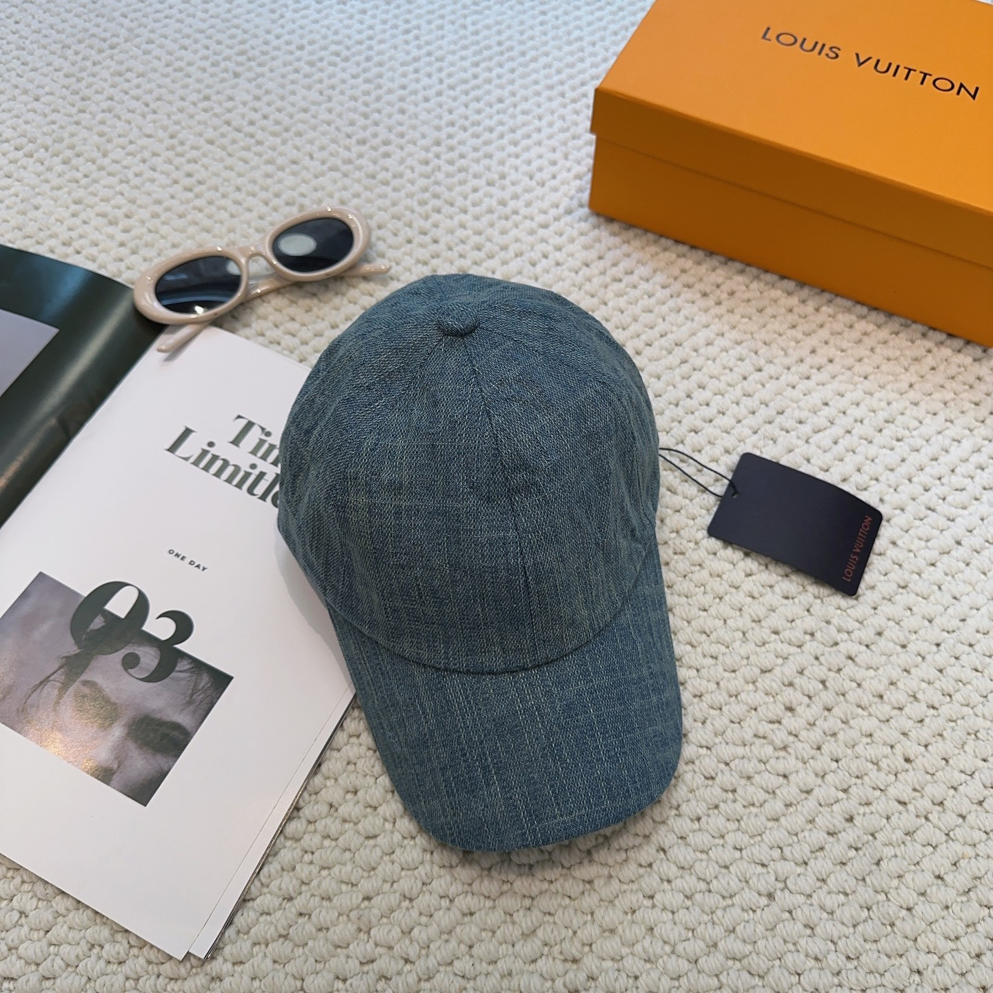 l0vis Vvtt0n baseball cap