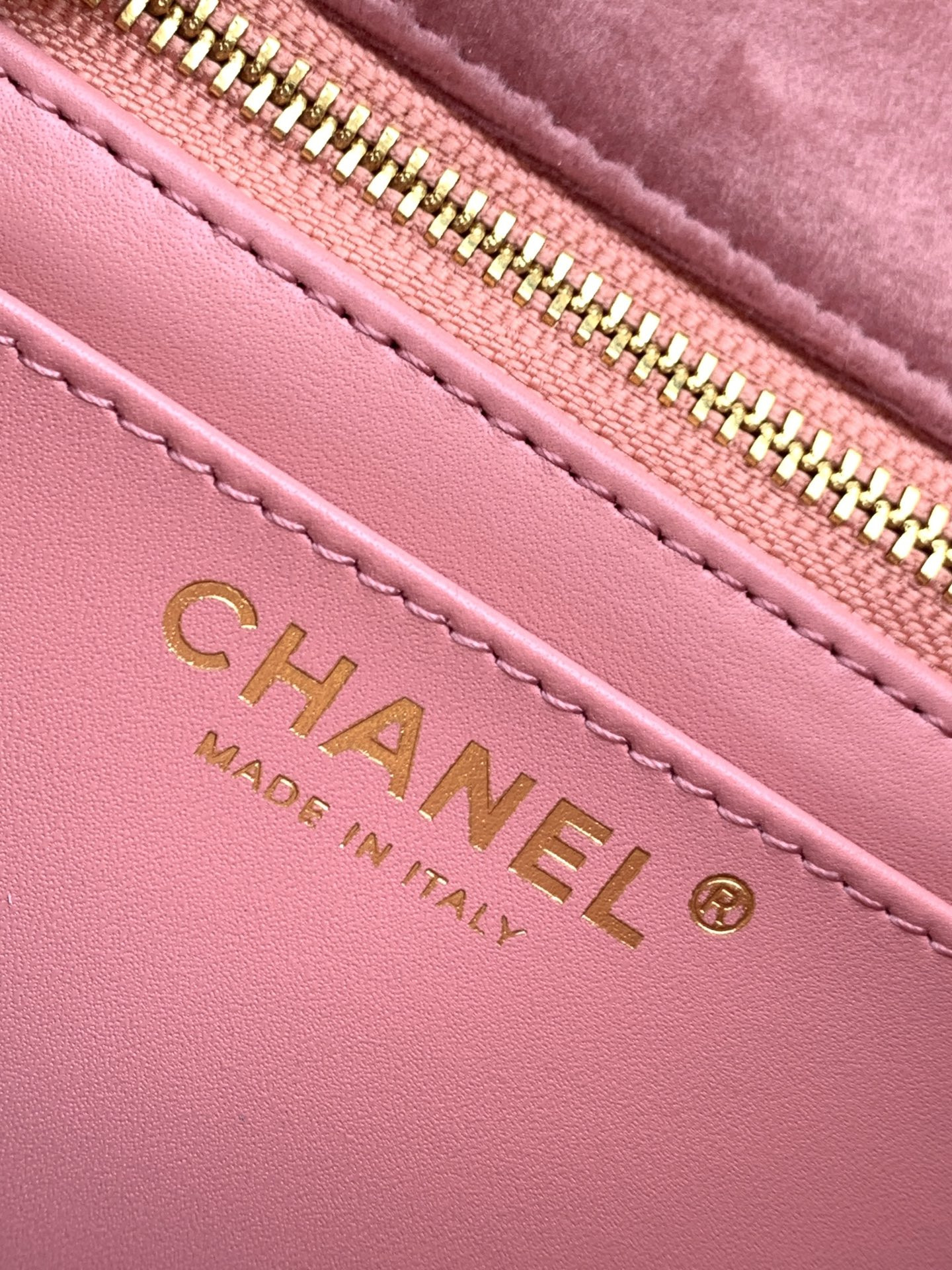 Ch**el MINI FLAP BAG 12×20×6 cm