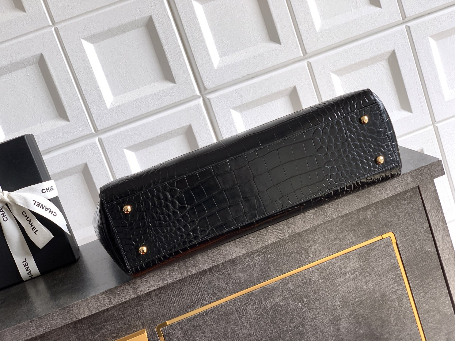 Ch**el Tote Crocodile-embossed Bag 35x21x12cm